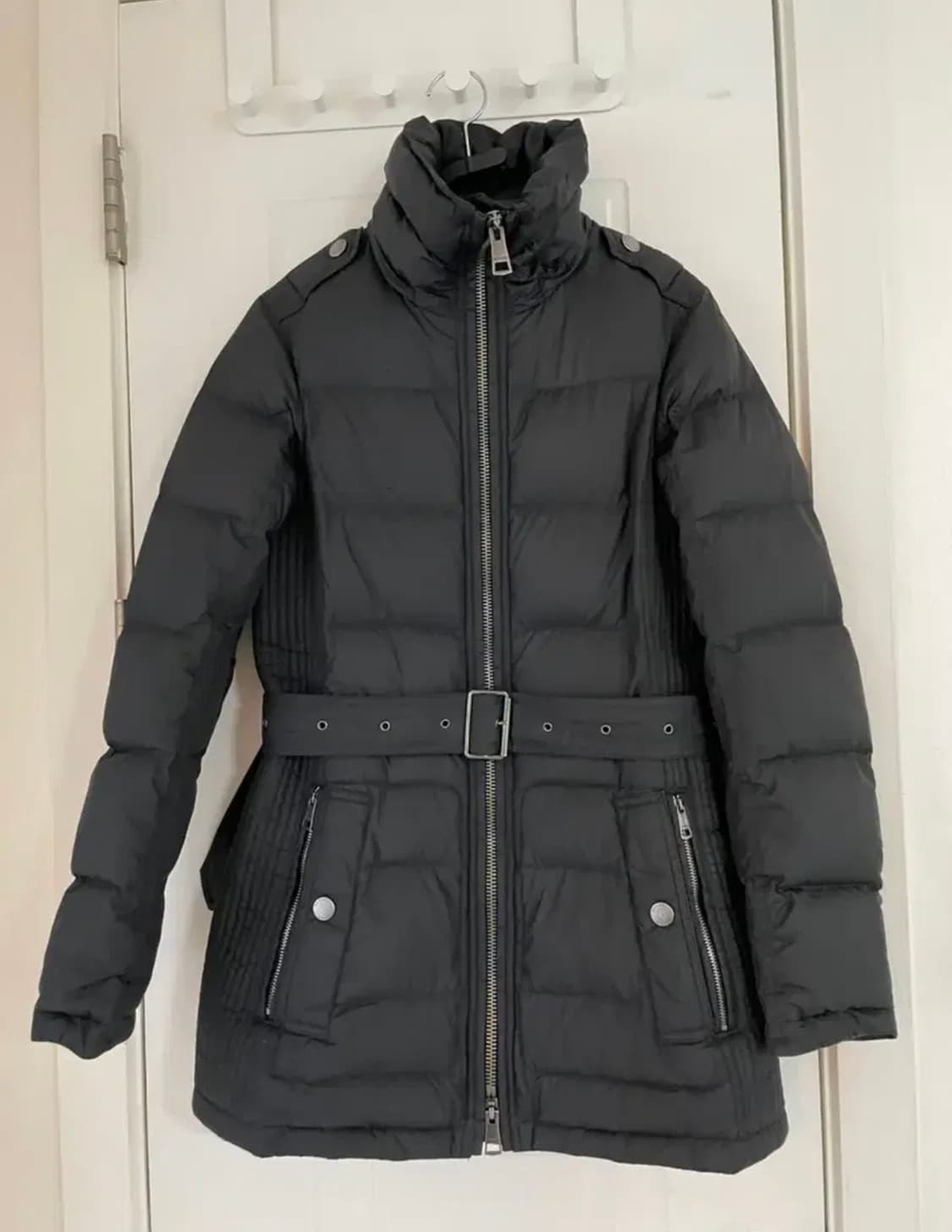 XS) 버버리 브릿 여성 패딩 블랙 상품이미지3