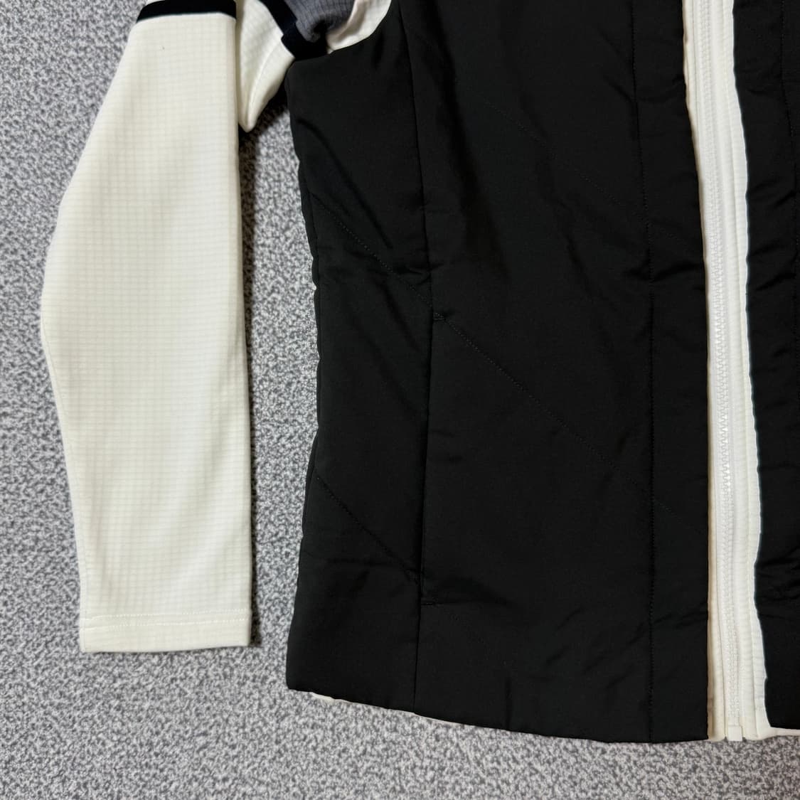 데샹트 골프 겨울용 져지 상품이미지10