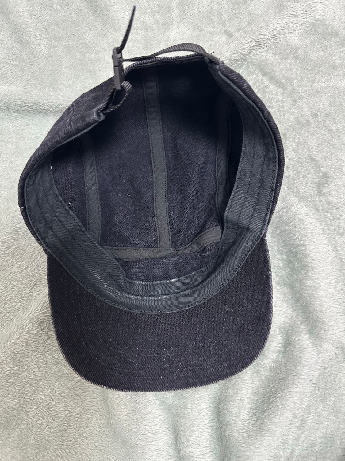 슈프림 데님 캠프캡 블랙 24SS 상품이미지3