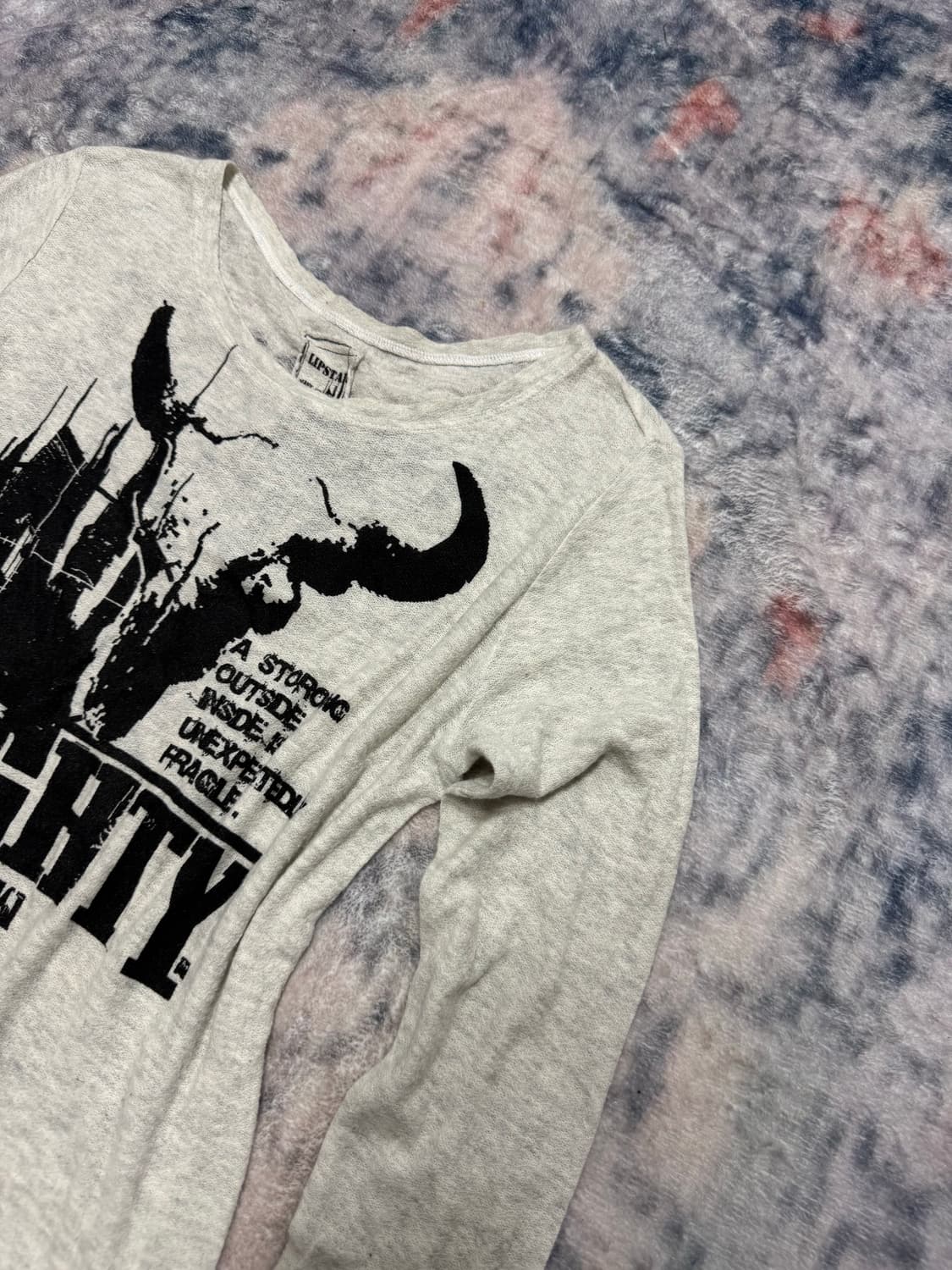 Lipstar distressed printing cut sew 상품이미지5