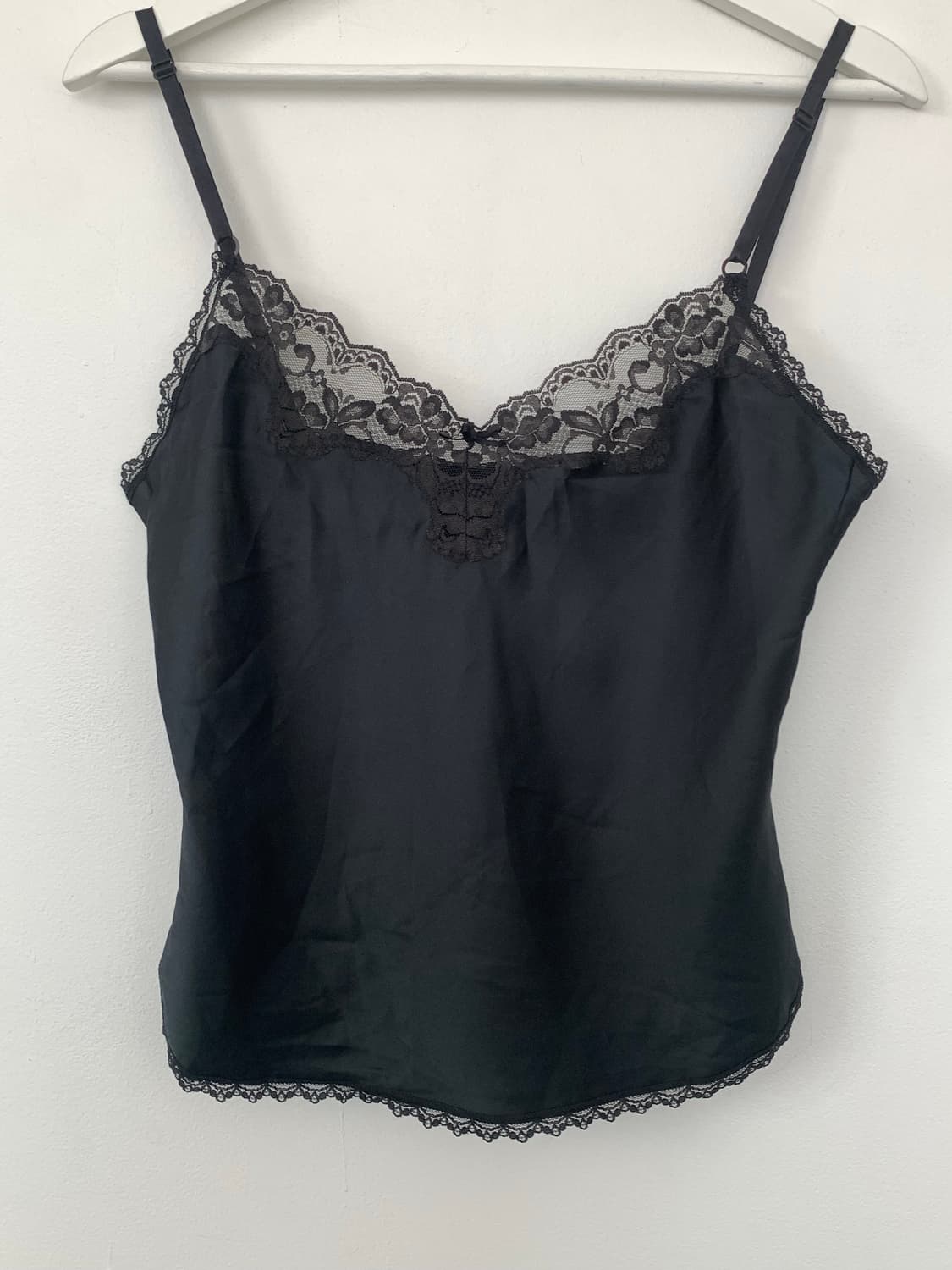 Black lace slip top 1 상품이미지1