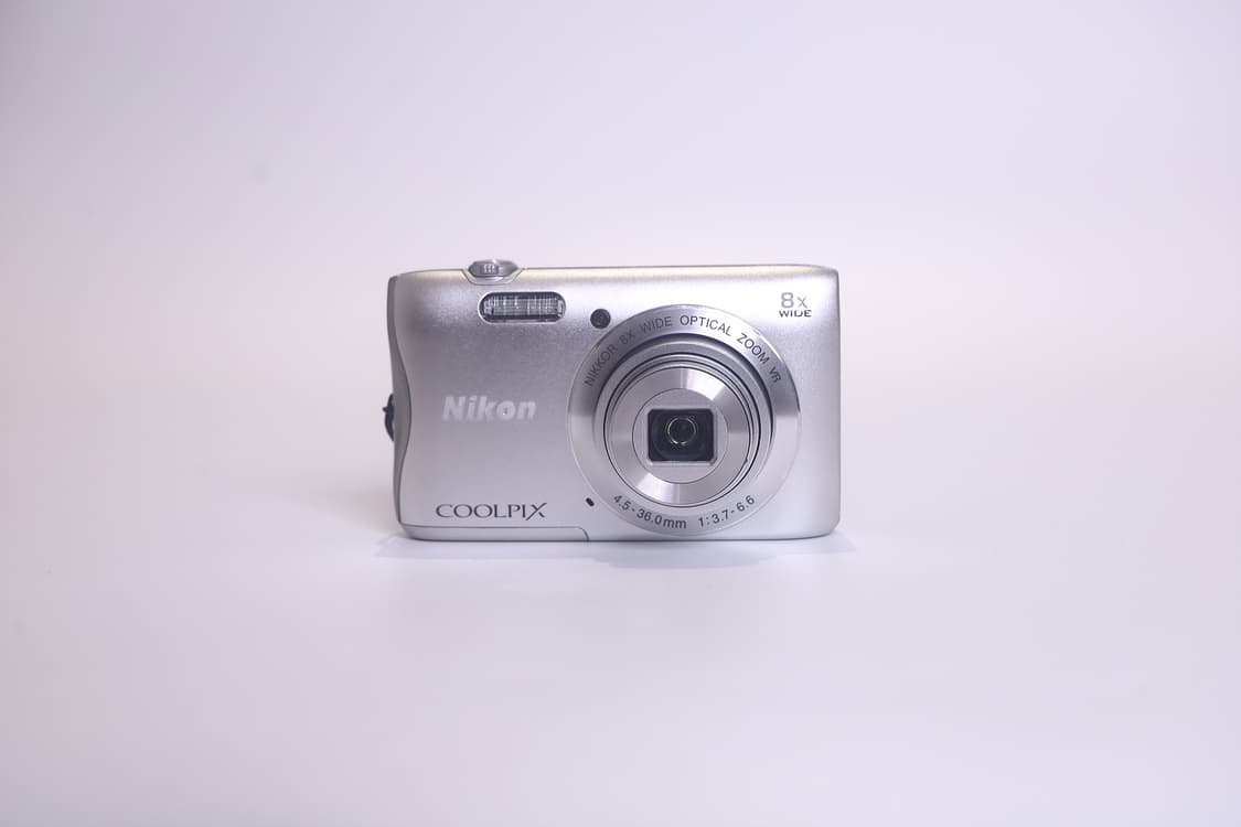 니콘 쿨픽스 S3700 실버 상품이미지1