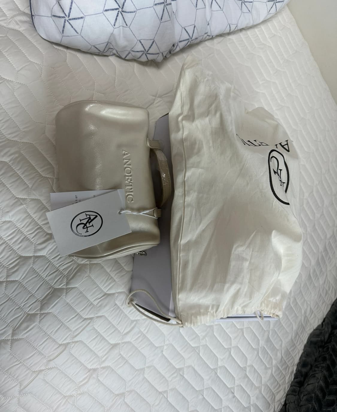 아노에틱 멜로우 라운드백 3컬러 새상품 상품이미지2