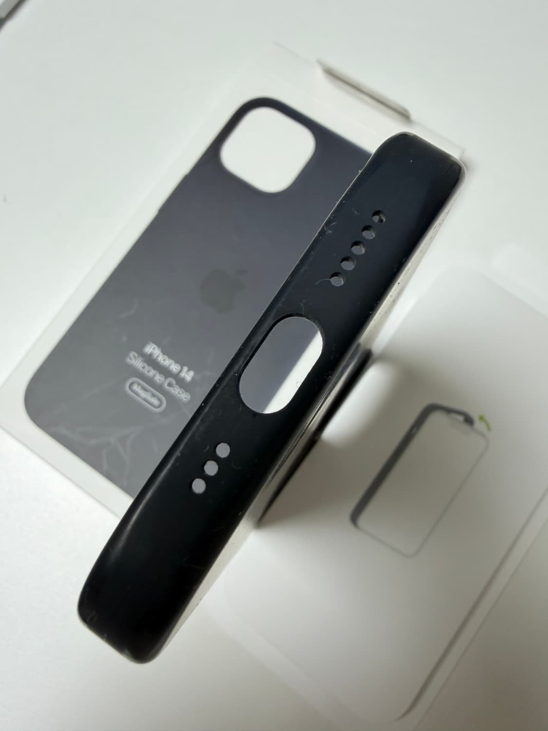 아이폰14 정품 맥세이프 실리콘 케이블 상품이미지6