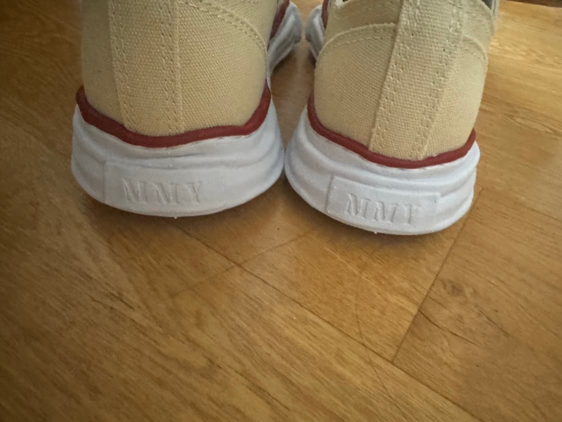 메종 미하라 야스히로 피터슨 OG 솔 캔버스 로우탑 스니커즈 내츄럴 상품이미지3