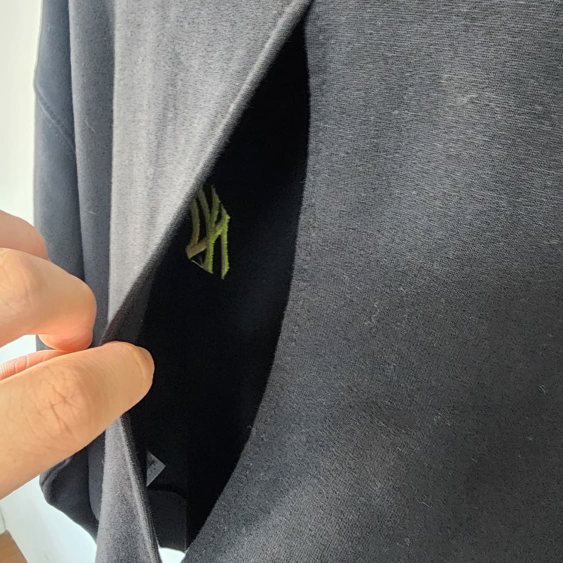 MLB 뉴욕 블랙 맨투맨티 상품이미지9