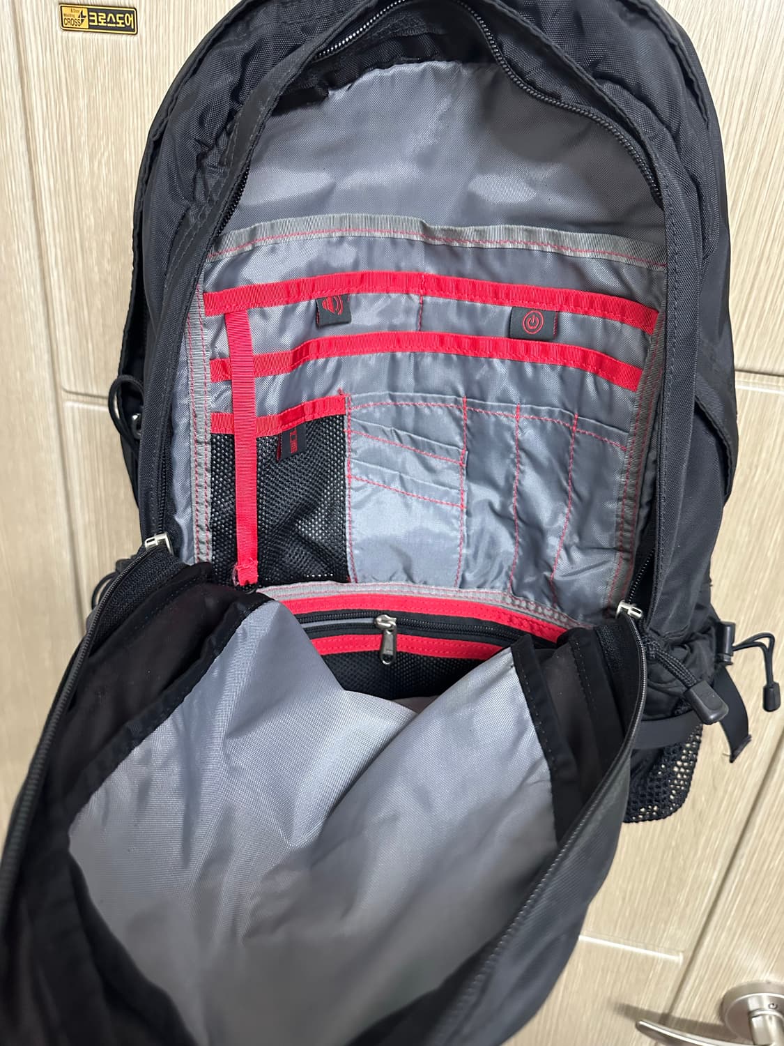 노스페이스 핫샷 SE 백팩 블랙 상품이미지7