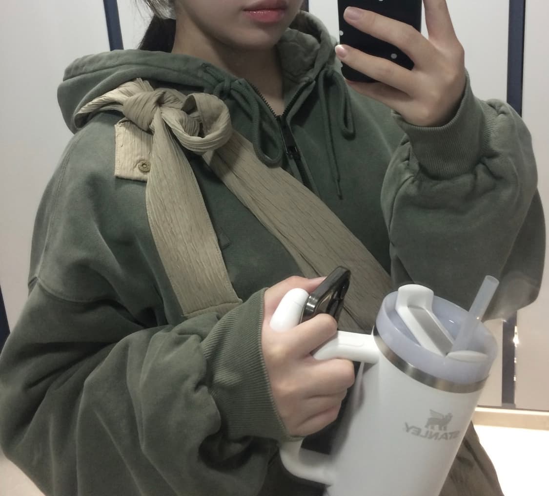 러드 llud 어댑트 크링클 백 베이지 Adapt Crinkle Bag  상품이미지2