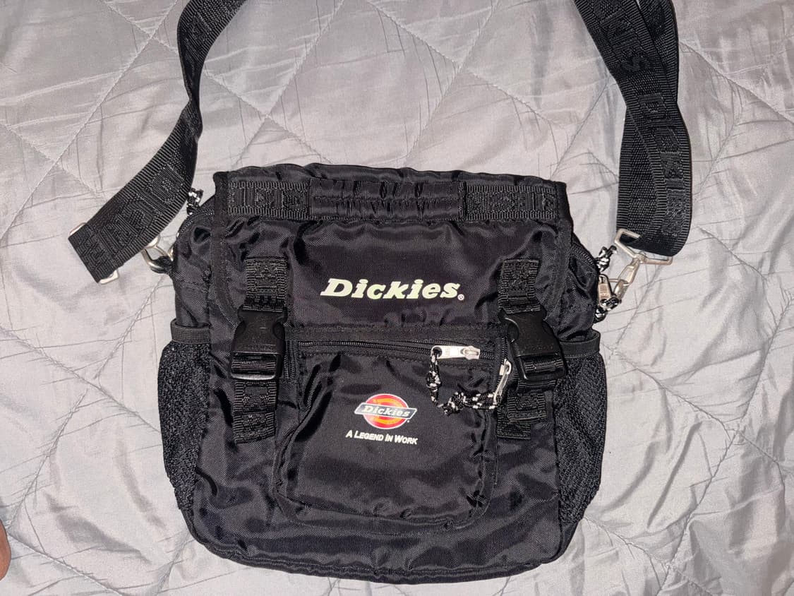 디키즈 미니 크로스백 상품이미지1