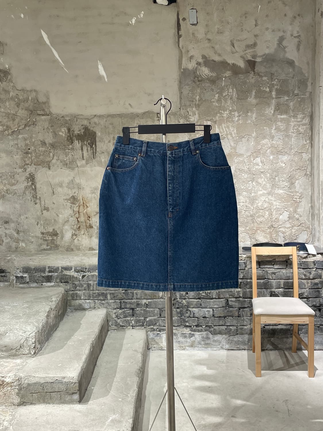 폴로 랄프로렌 중청 데님 미디스커트 상품이미지1
