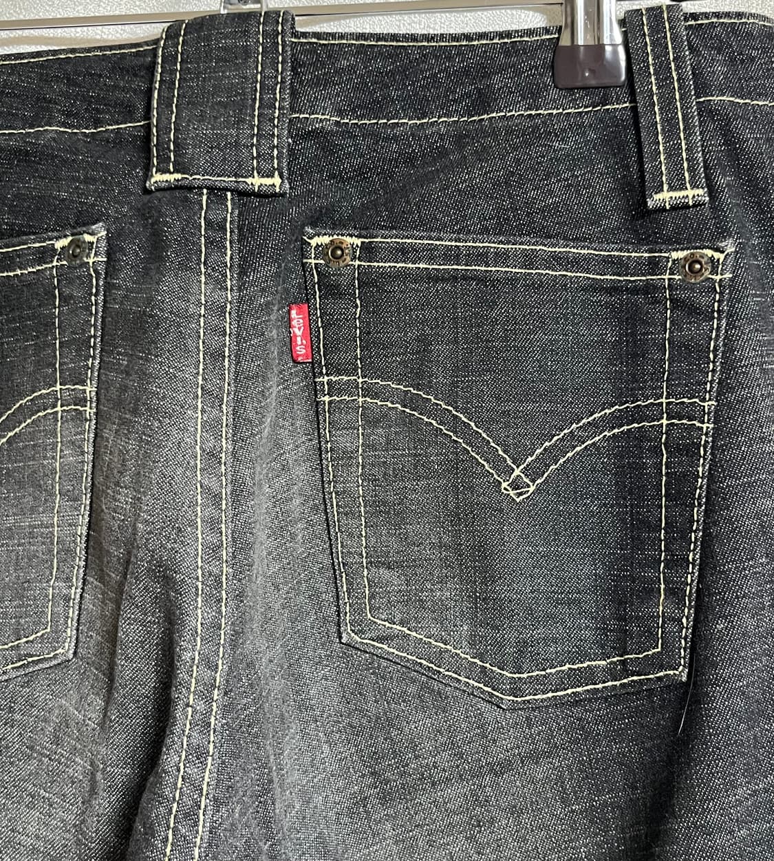 리바이스 520 로우라이즈 부츠컷 플레어진 데님팬츠 26 상품이미지5