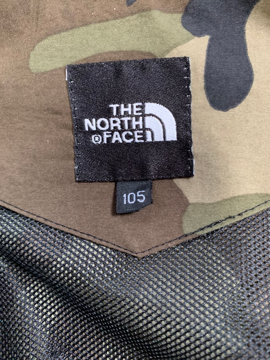 MFL20204 노스페이스 카모 바람막이 xl사이즈 상품이미지3
