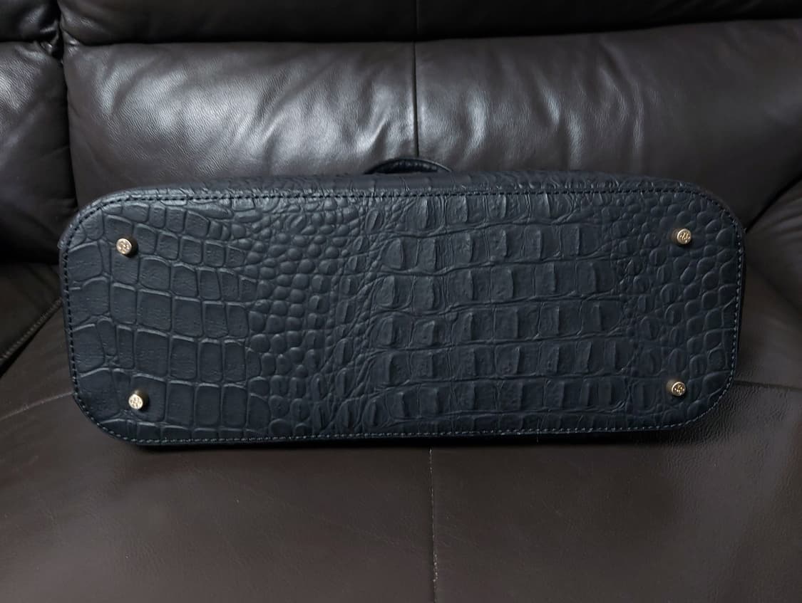 피에르가르뎅 악어 패턴 토트백

 상품이미지5