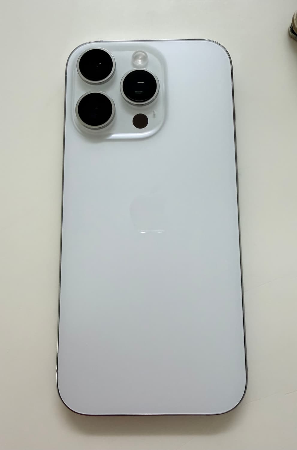 아이폰16프로 128 무음카메라 미국 상품이미지1