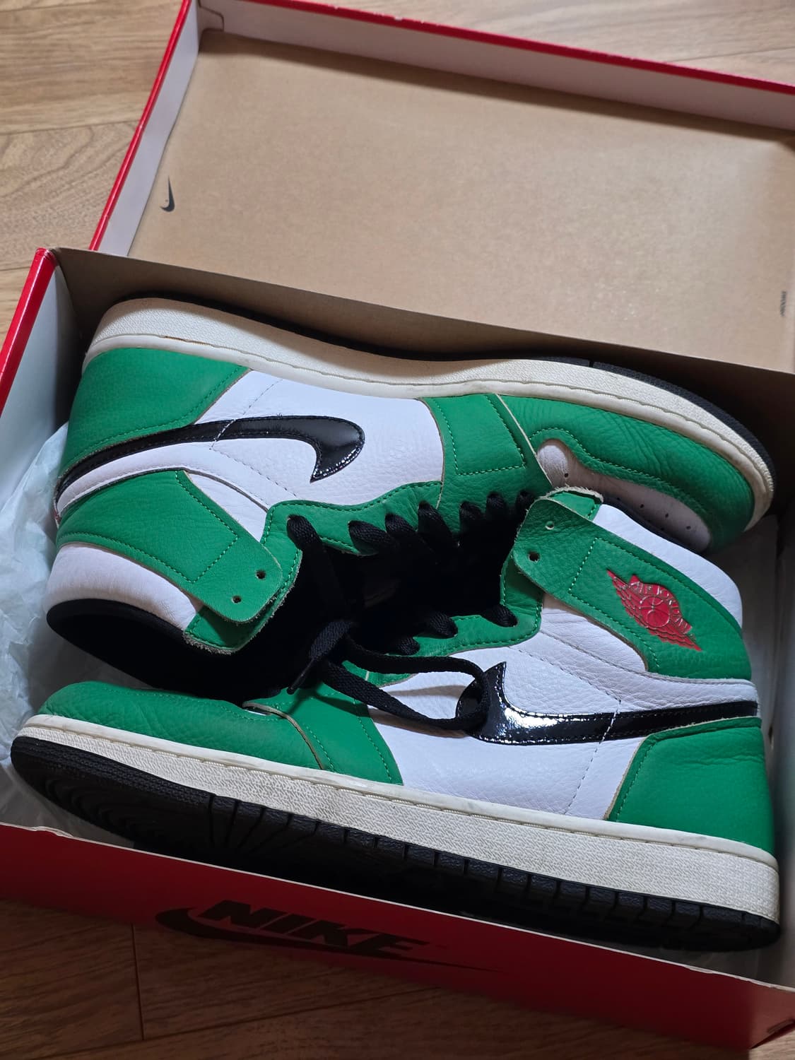 [W290] 조던 1 레트로 하이 OG 럭키 그린 DB4612-300 상품이미지4