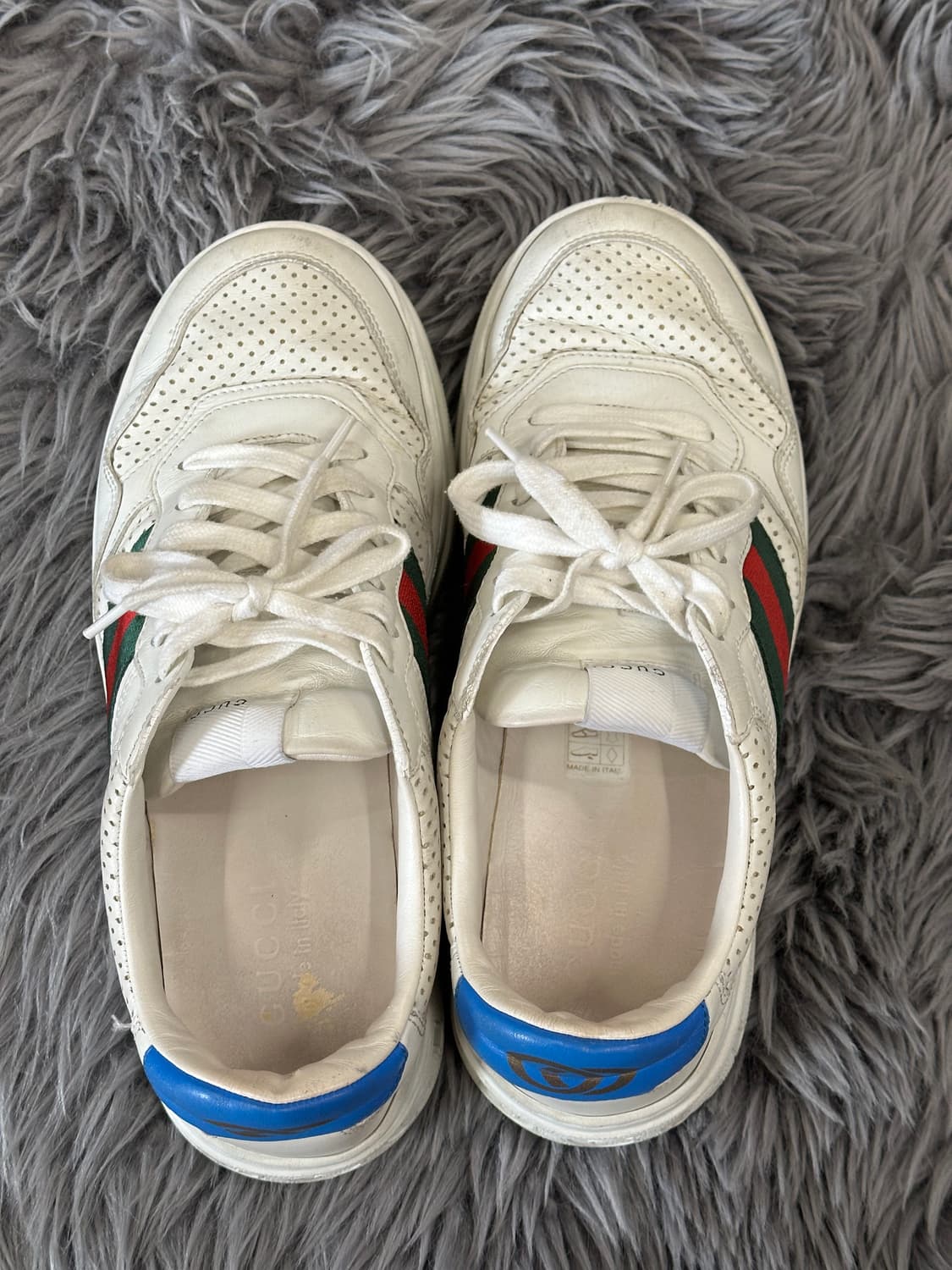 GUCCI 구찌 웹 엠보싱 스니커즈 상품이미지5