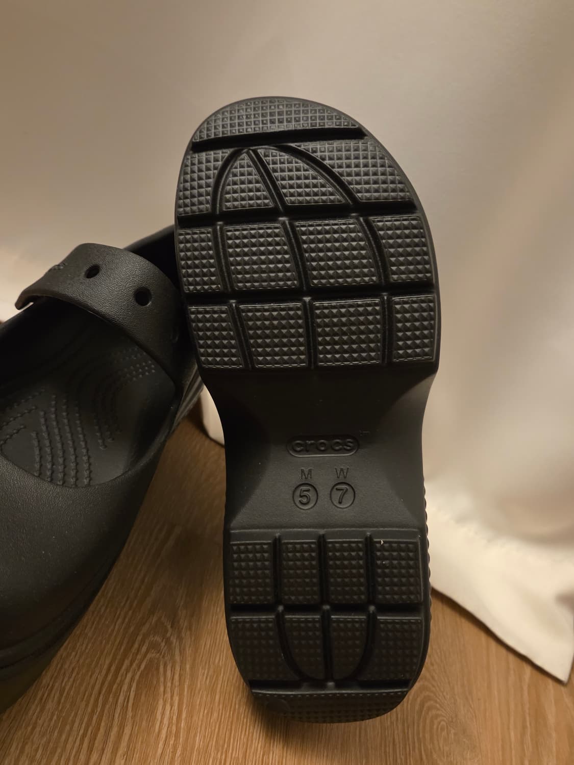 크록스 스톰프 메리제인 블랙 240 상품이미지4