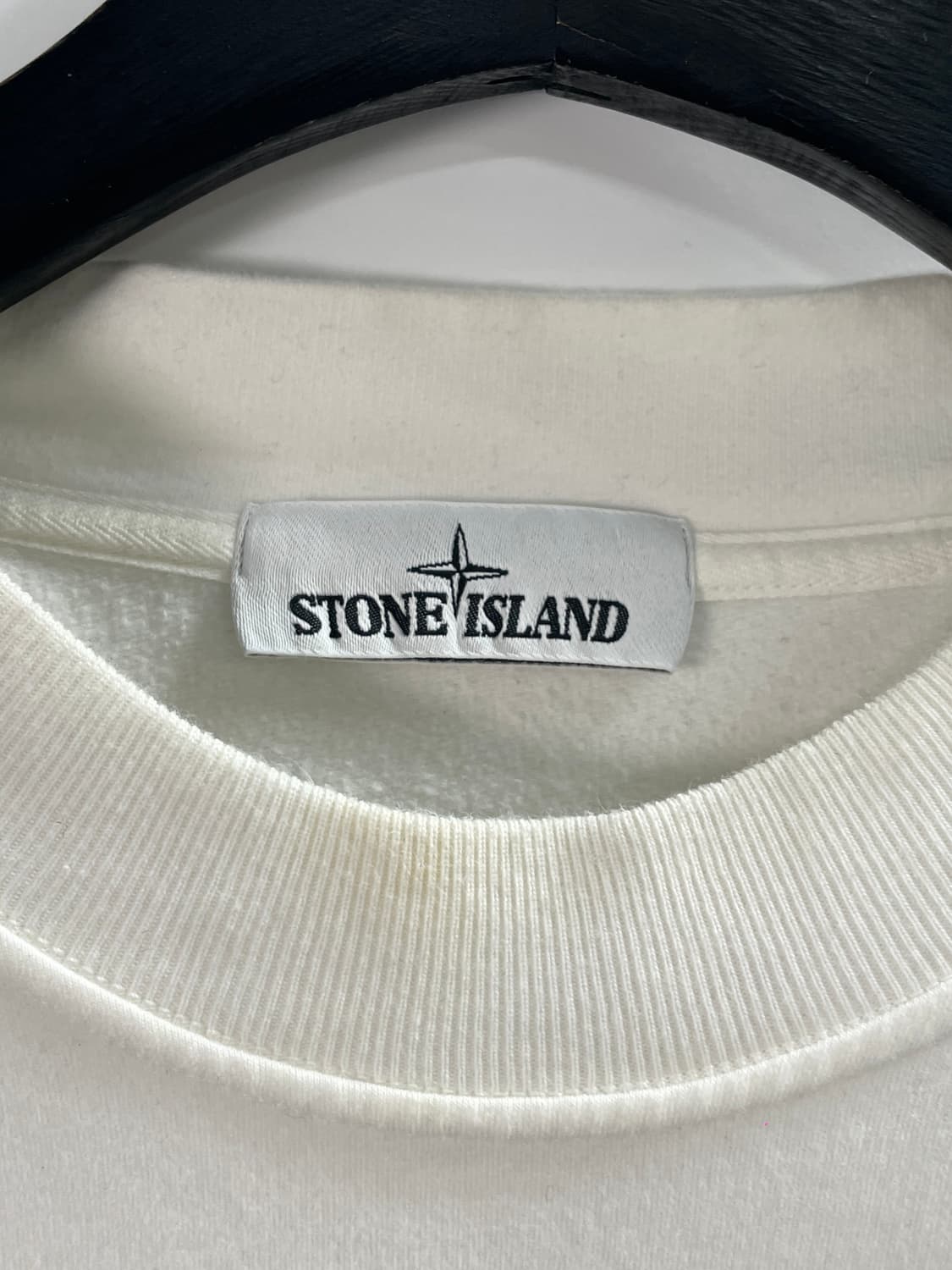 스톤아일랜드 와펜 맨투맨 (on.130) 상품이미지5