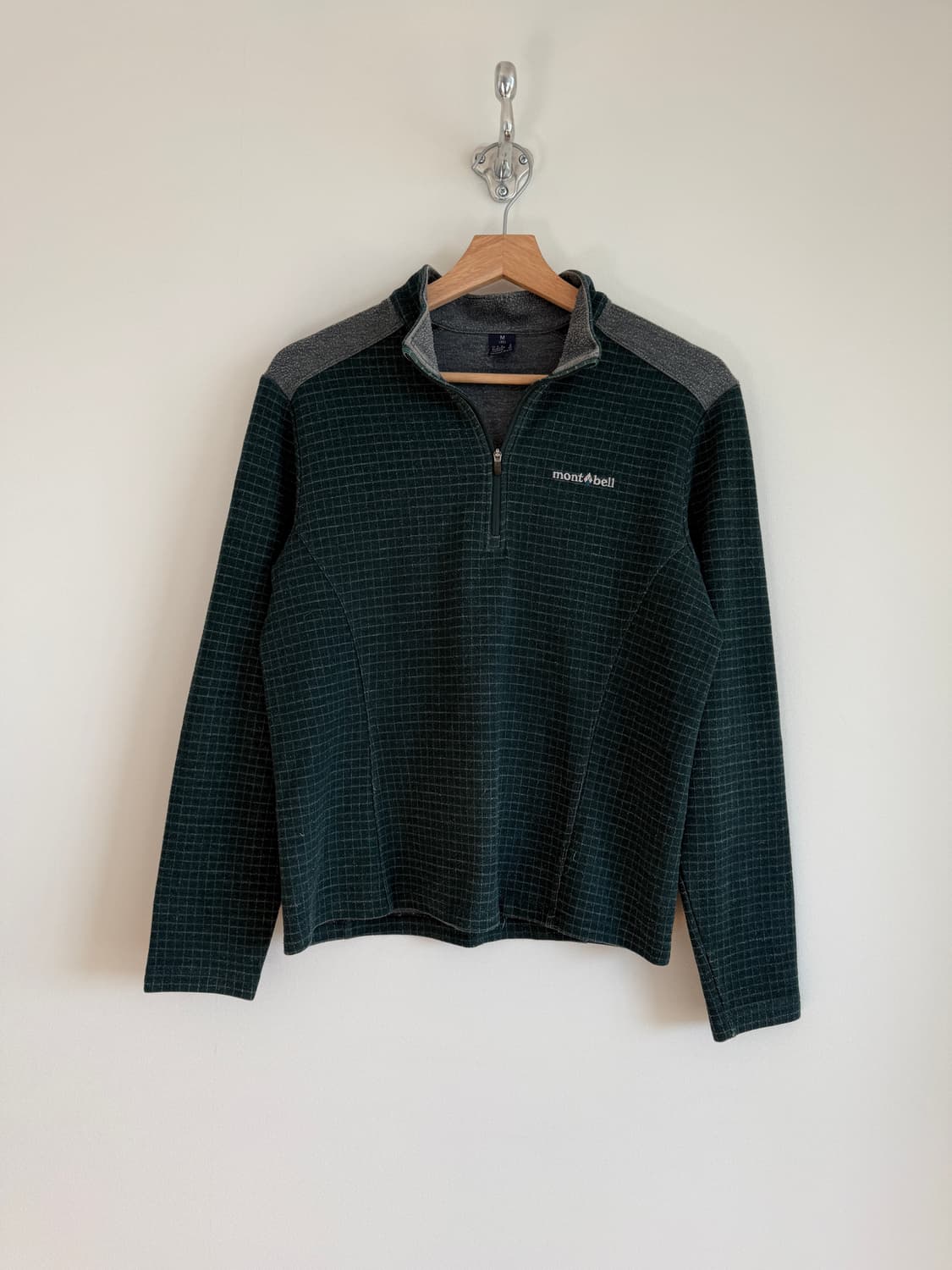 몽벨(Mont-bell) 하프집업 상품이미지1
