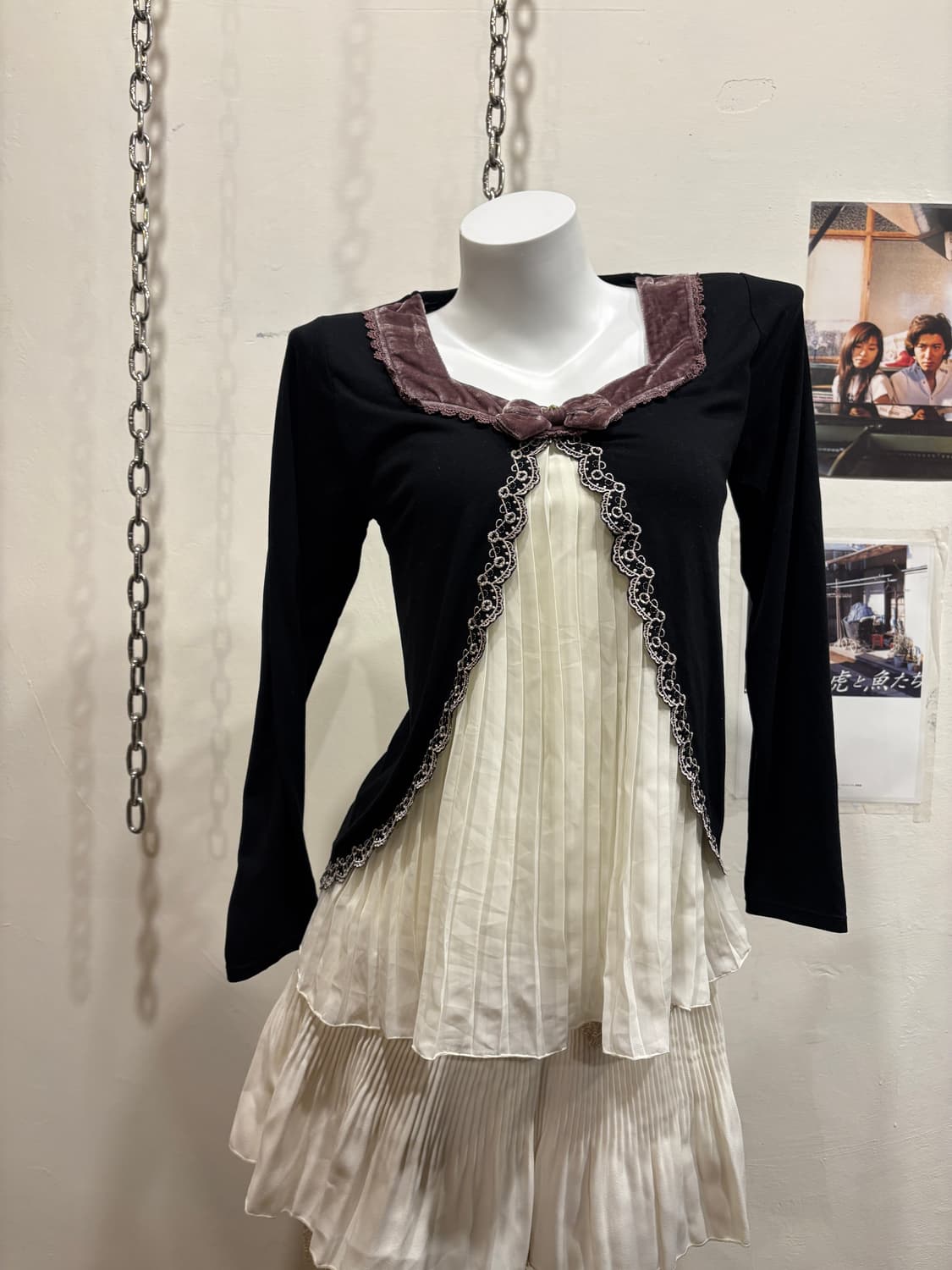 axes femme 엑시즈팜 벨벳 리본 핀턱 레이어드 블랙 롱슬리브 상품이미지1