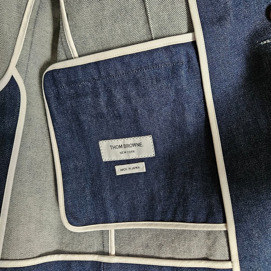 톰브라운(Thom Browne) 데님 코튼 트윌 블레이저 2 상품이미지2