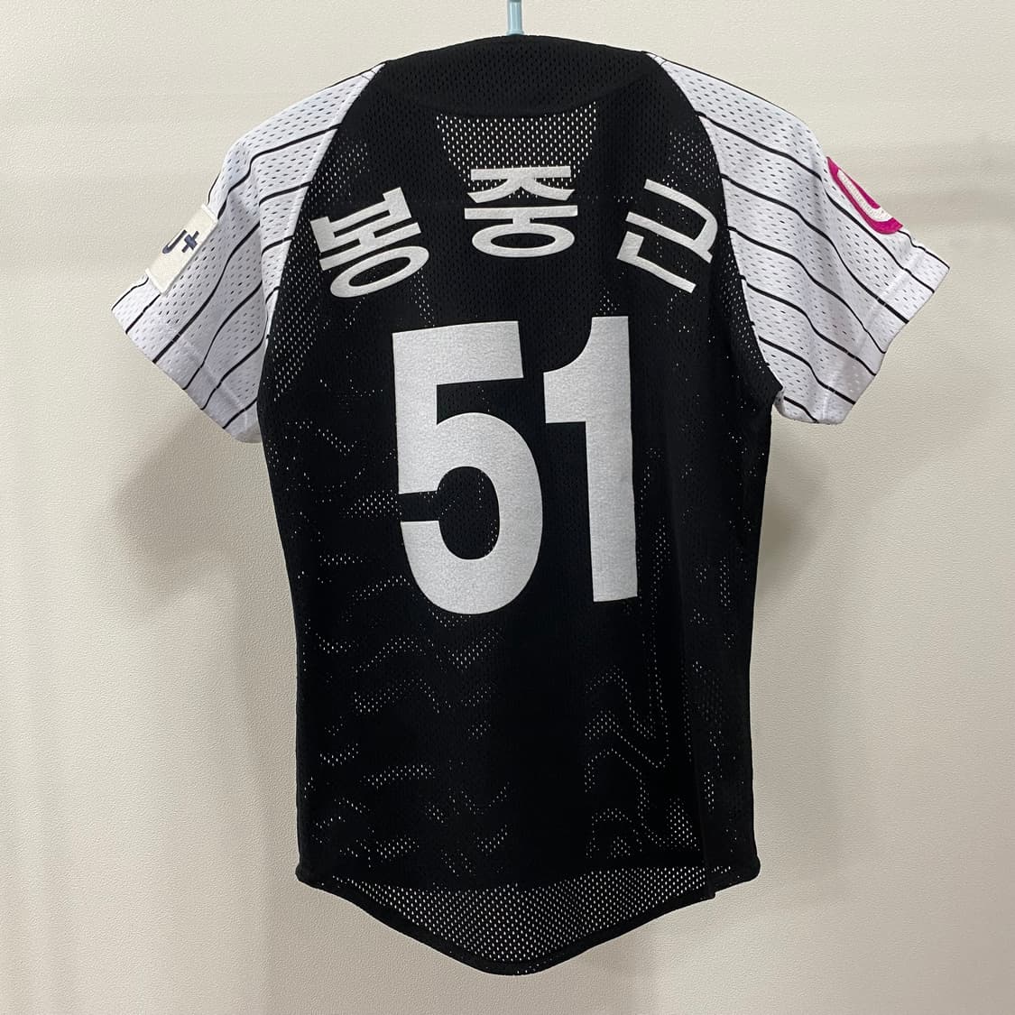 LG트윈스 데상트 봉중근 마킹 하계원정 유니폼 상품이미지2