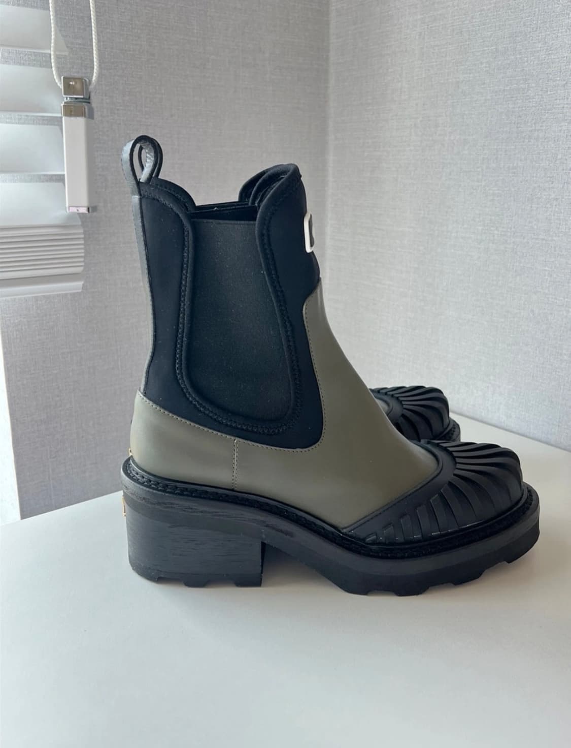 루이비통 앵클 부츠 상품이미지4