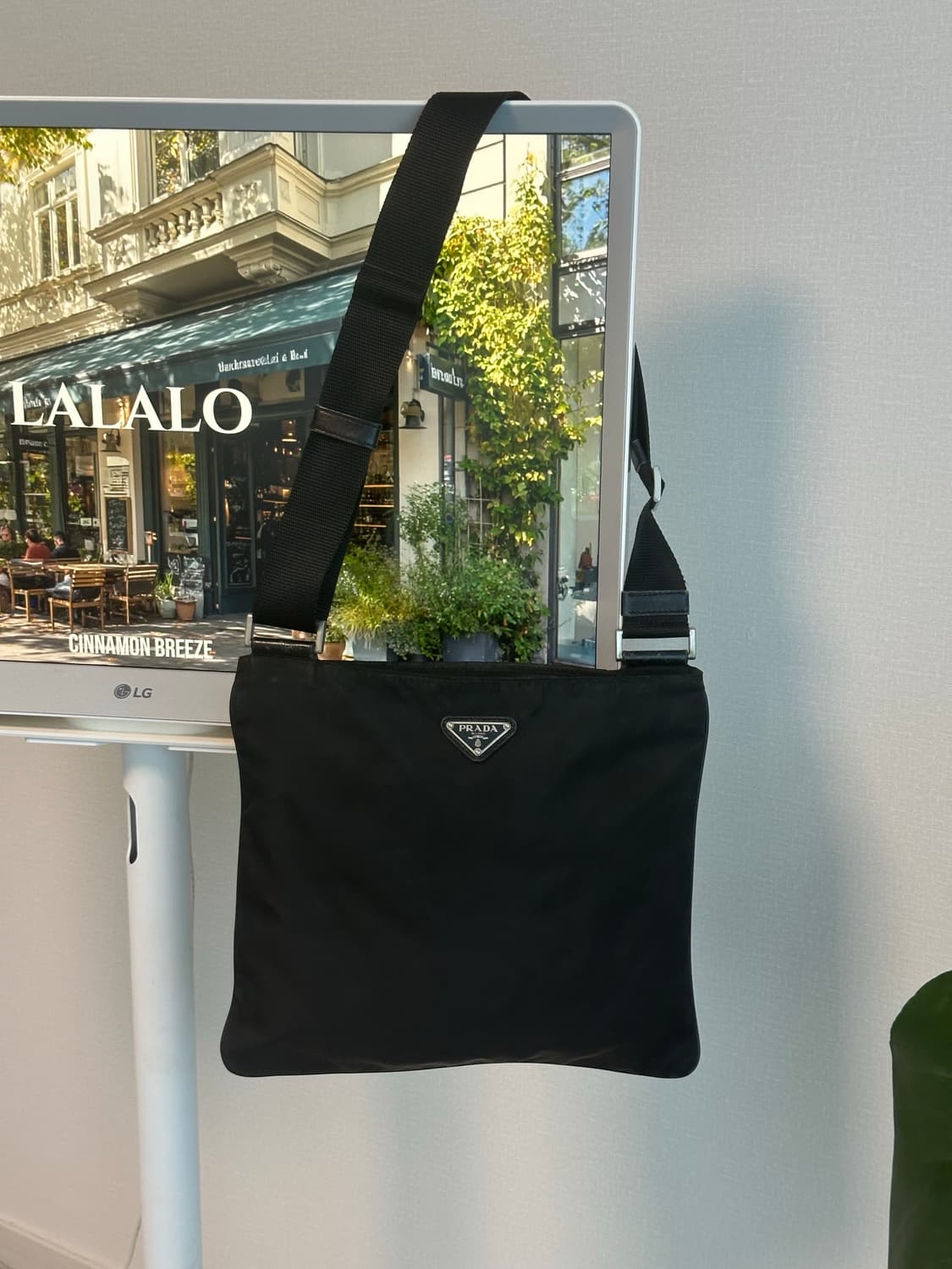 프라다 크로스백 나일론 테수토 포코노 크로스바디 상품이미지2