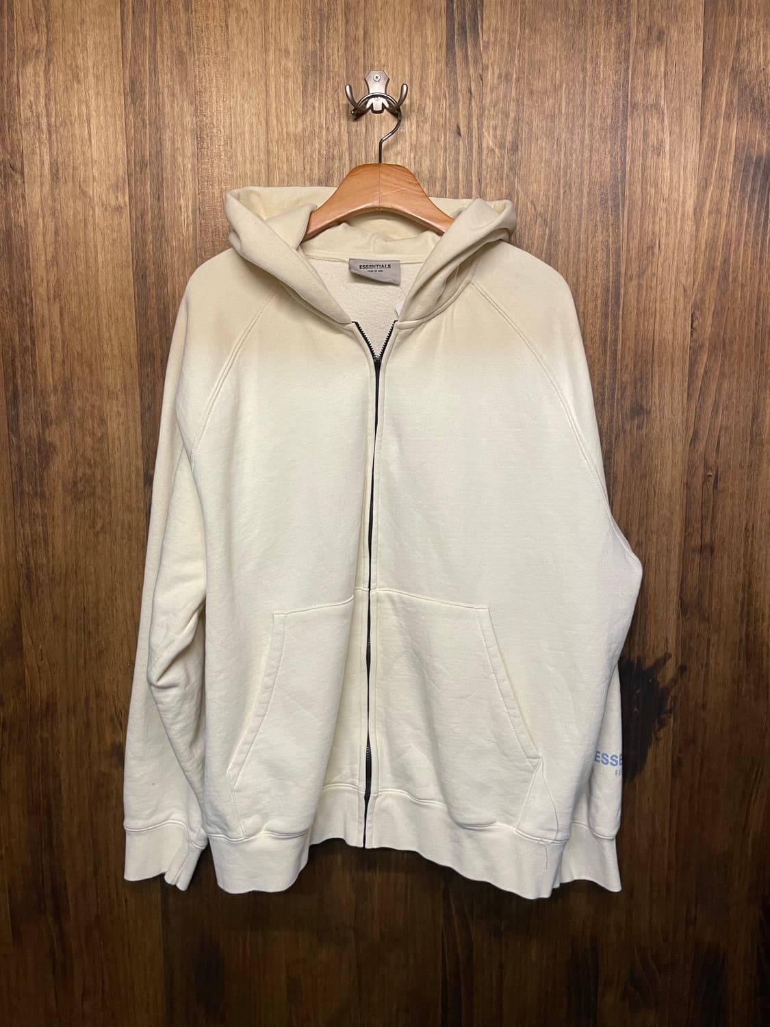 Fear of God Essentials Logo HoodedZip-Up 상품이미지3