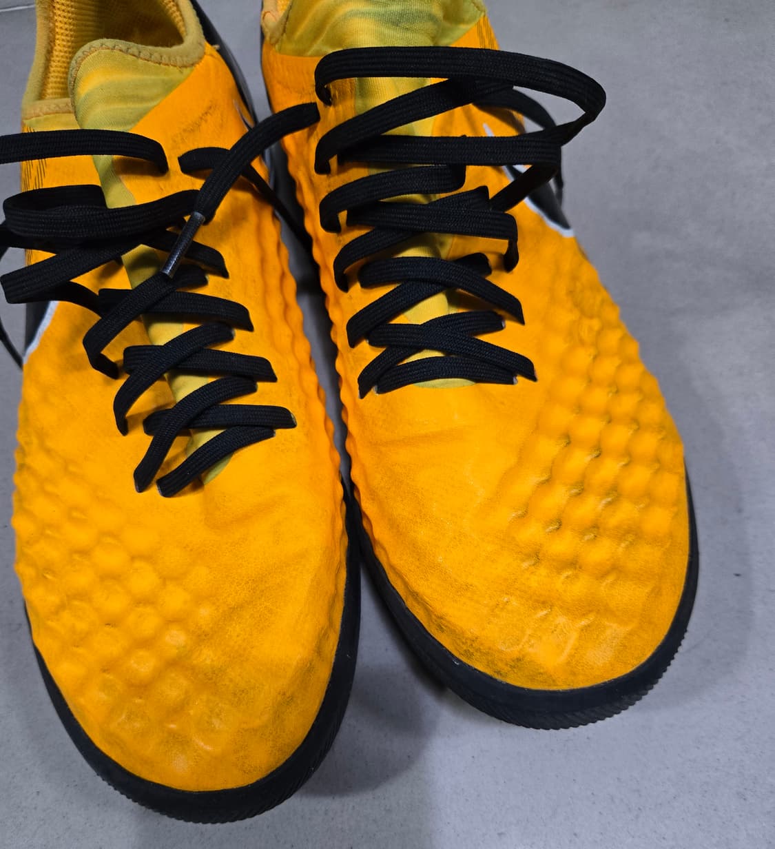 나이키 마지스타 X 피날레2 풋살화 TF 285mm 상품이미지2