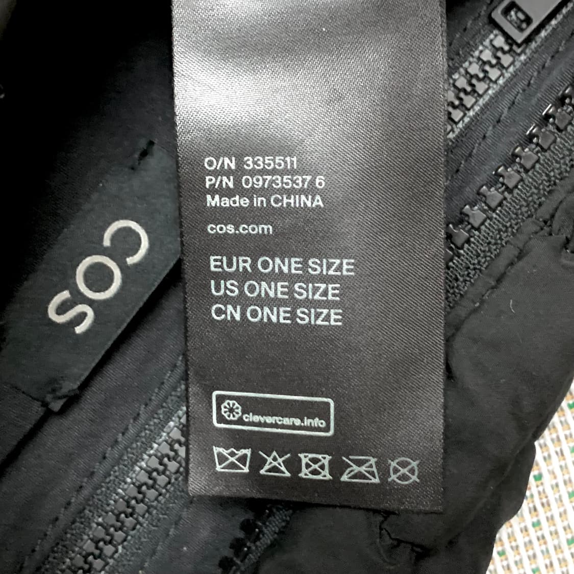 코스 퀄티드 미니백 구름백 제니백 상품이미지4