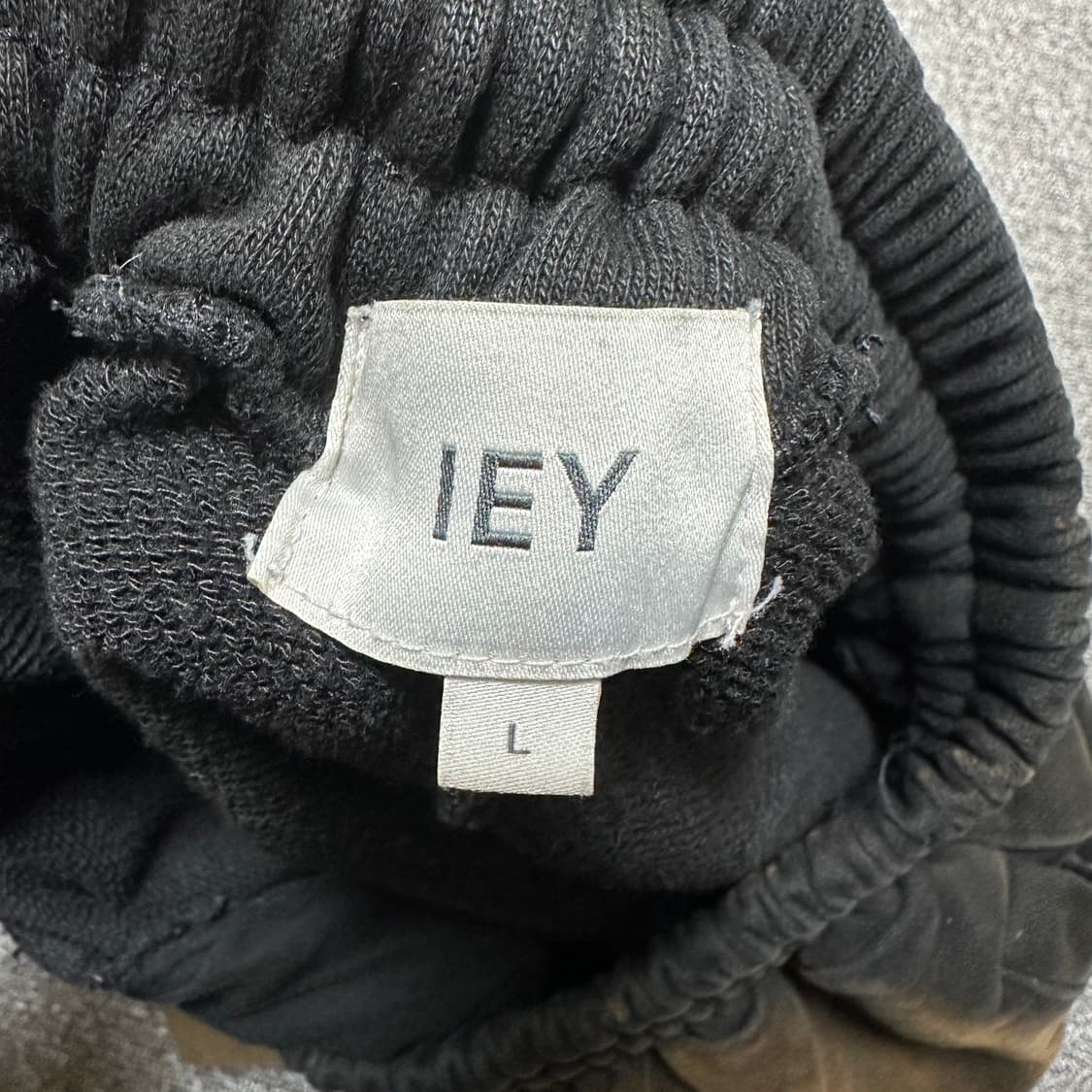 iey 이에이 워시드 스웻팬츠 블랙 상품이미지3