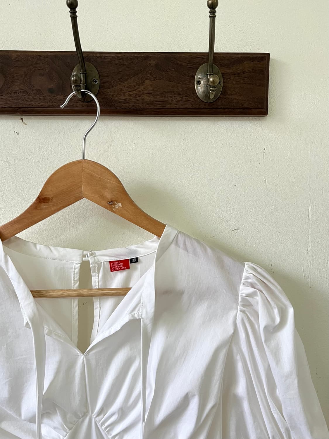 DoUBLESTANDARD 화이트 숏 셔츠 상품이미지2