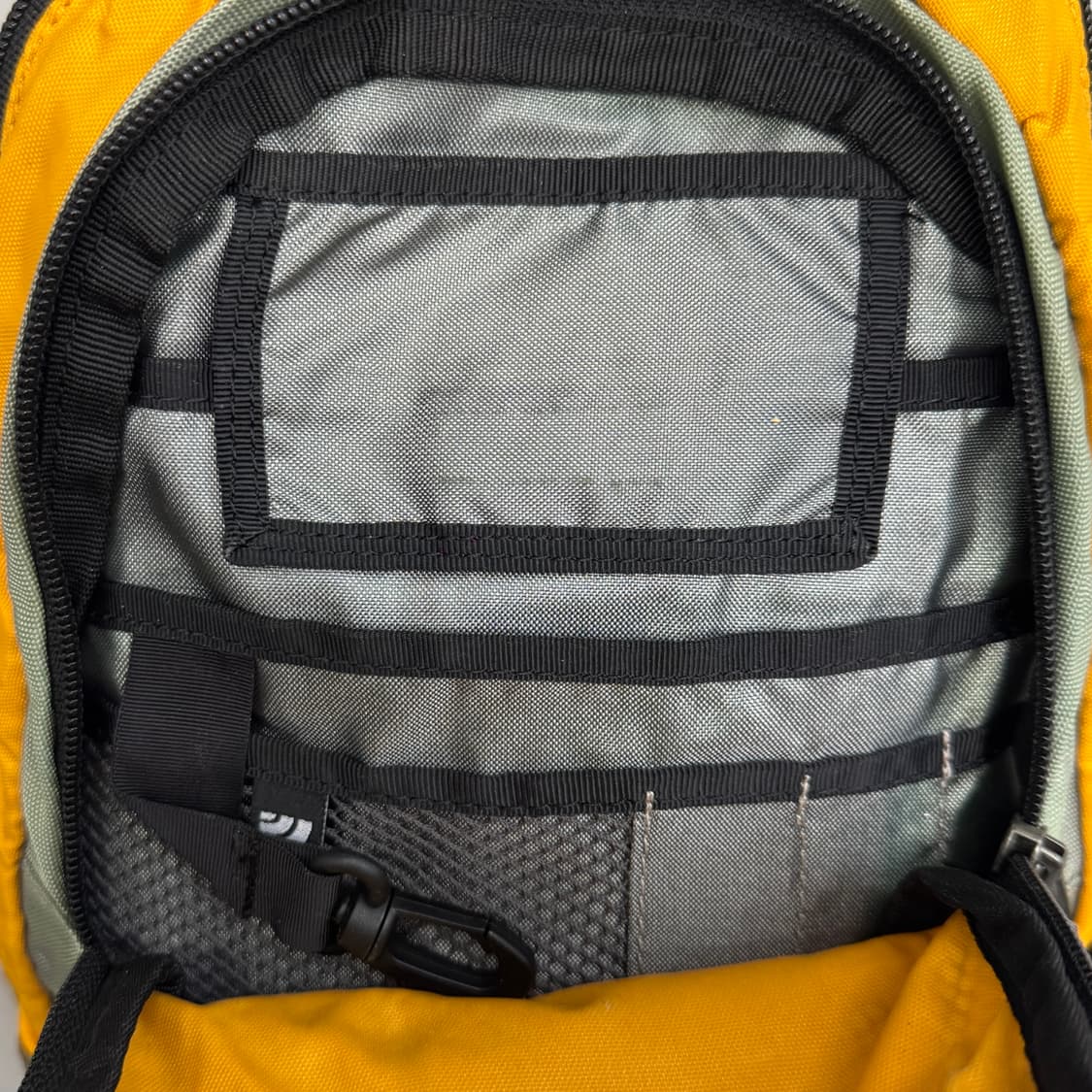 노스페이스 고프코어 미니 백팩 상품이미지7