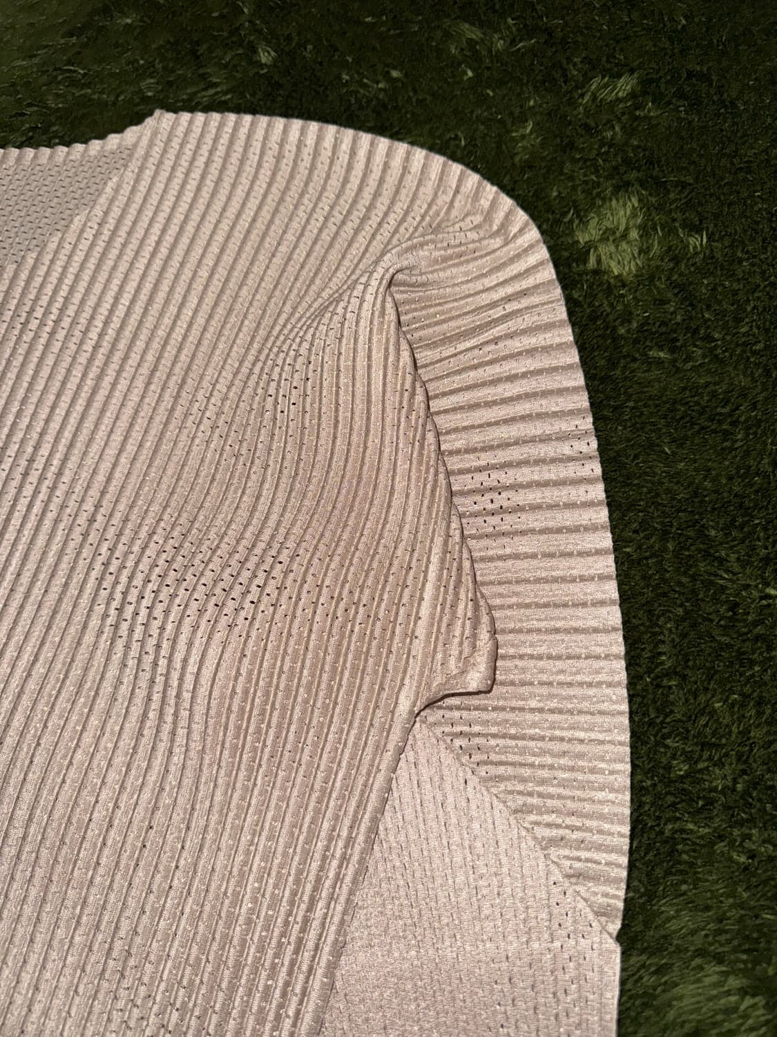 [4] 이세이 미야케 옴므 플리세 25ss 플리츠 롱슬리브 베이지 상품이미지3