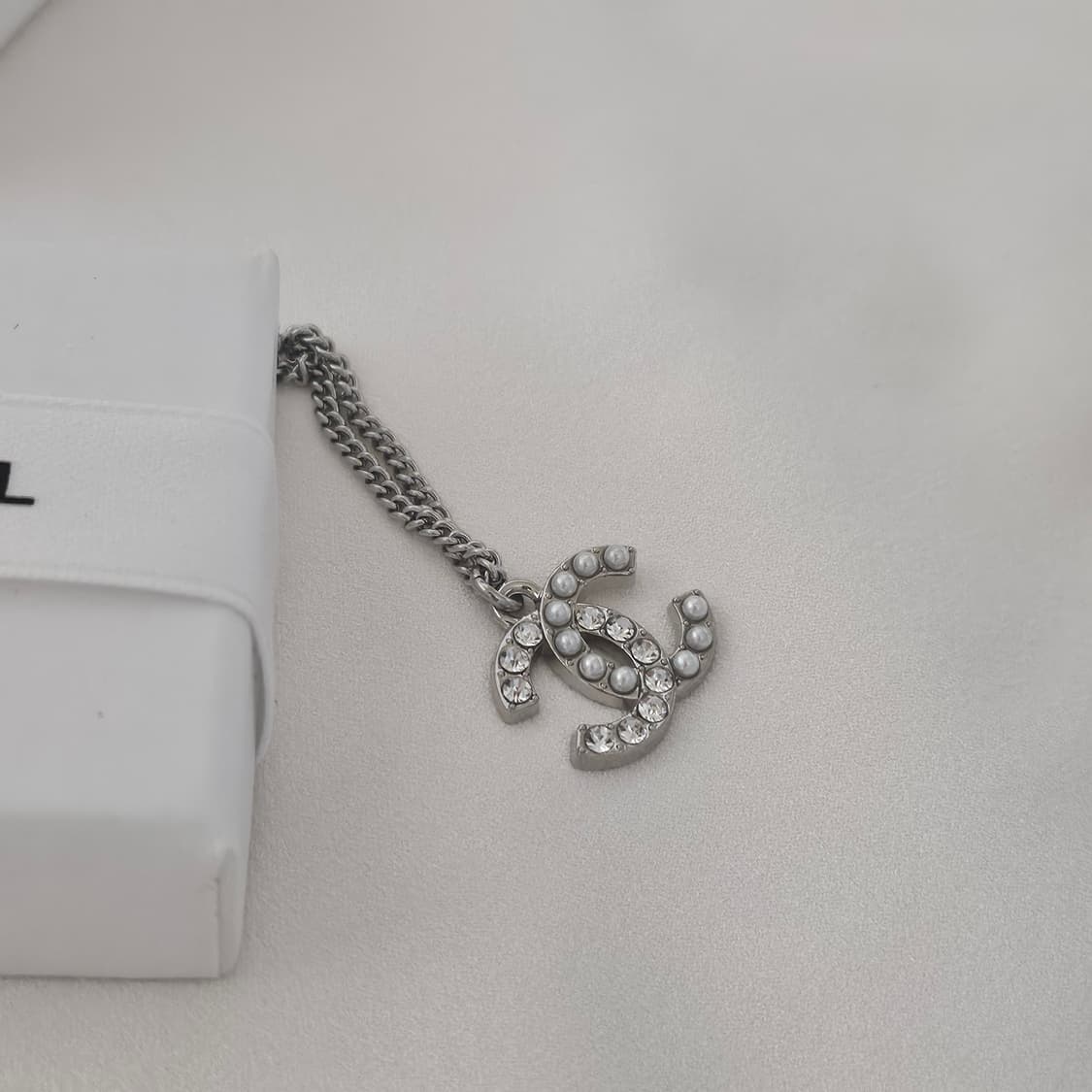 샤넬 하프 CC 빈티지 업사이클링 목걸이 상품이미지3