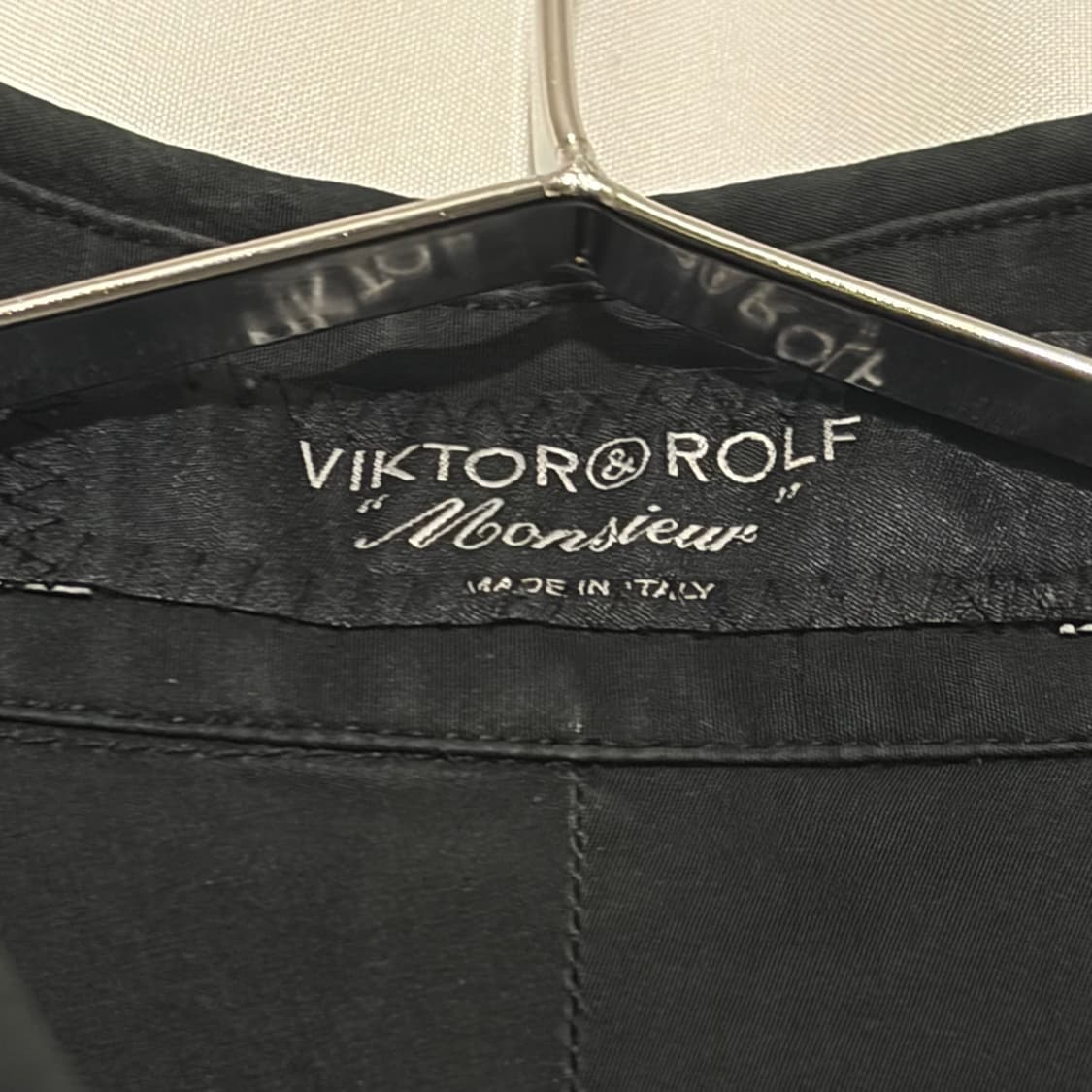 빅터앤롤프 브로치 셔츠 상품이미지3