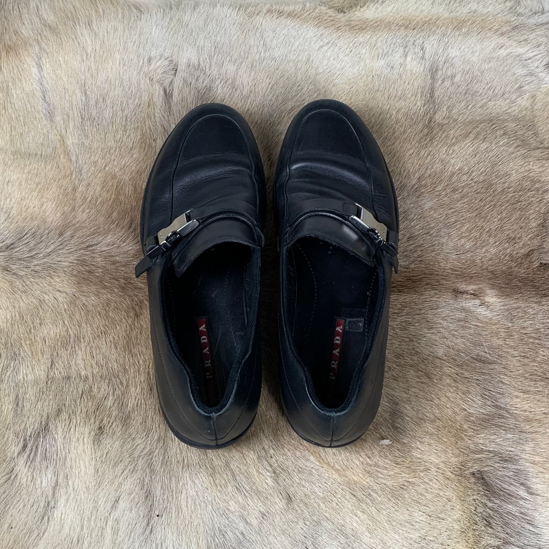 프라다 스포츠 버클 로퍼 상품이미지4