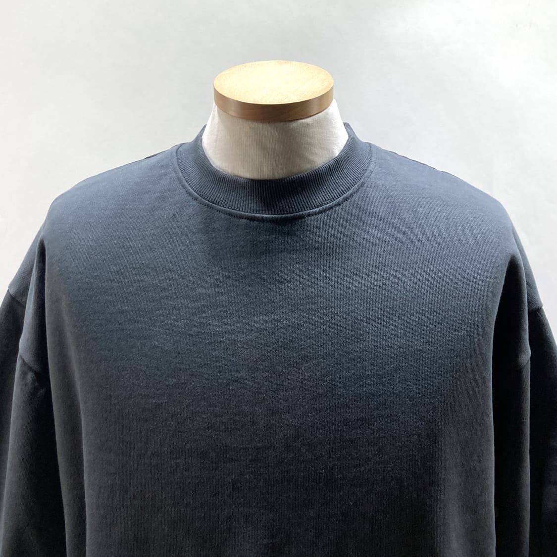 유니폼브릿지 2023 남성패딩맨투맨 M  상품이미지2