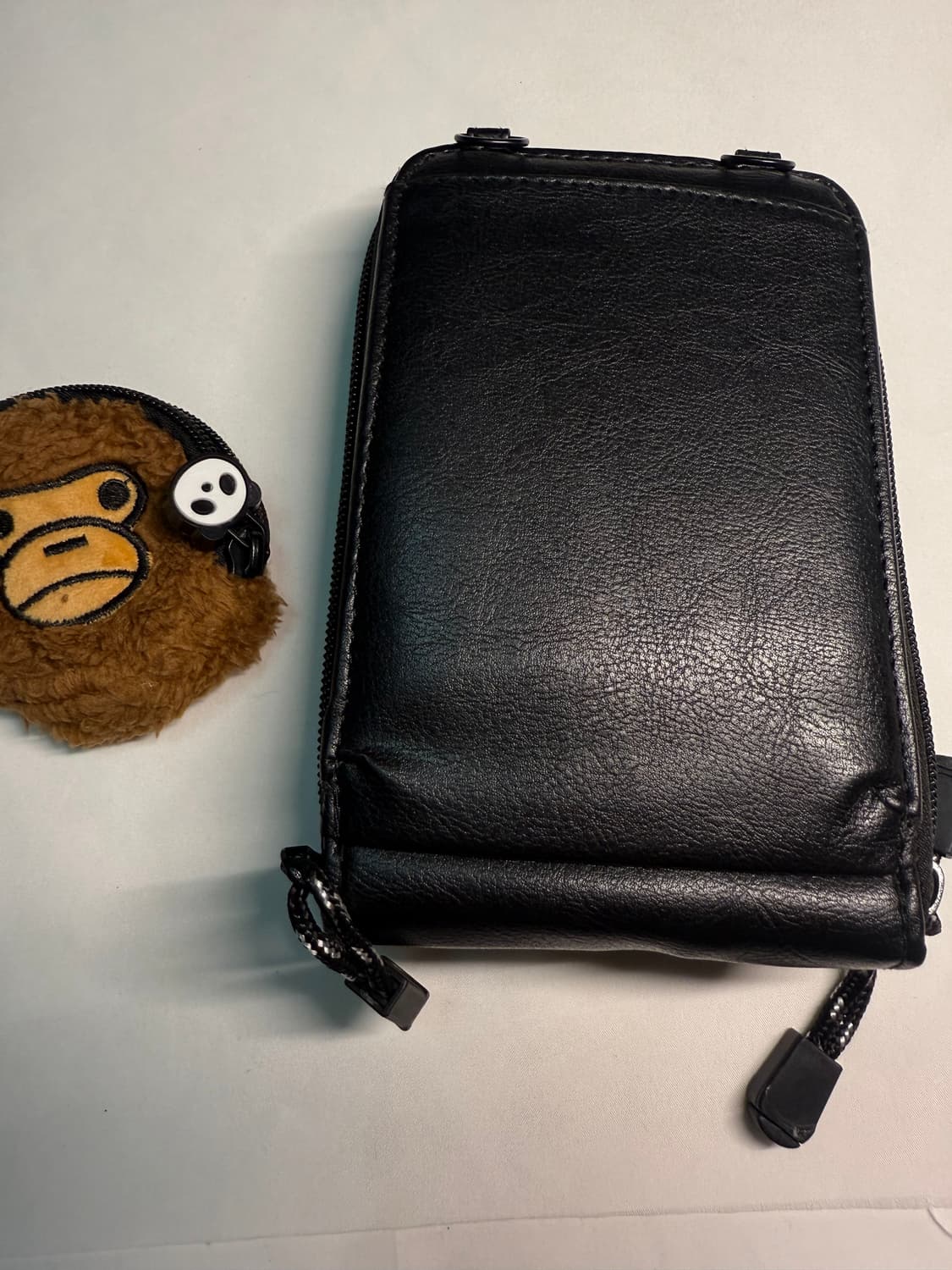 [예약할인] 최저가 베이프 블랙 크로스백 + 마일로 동전지갑 bape 상품이미지2