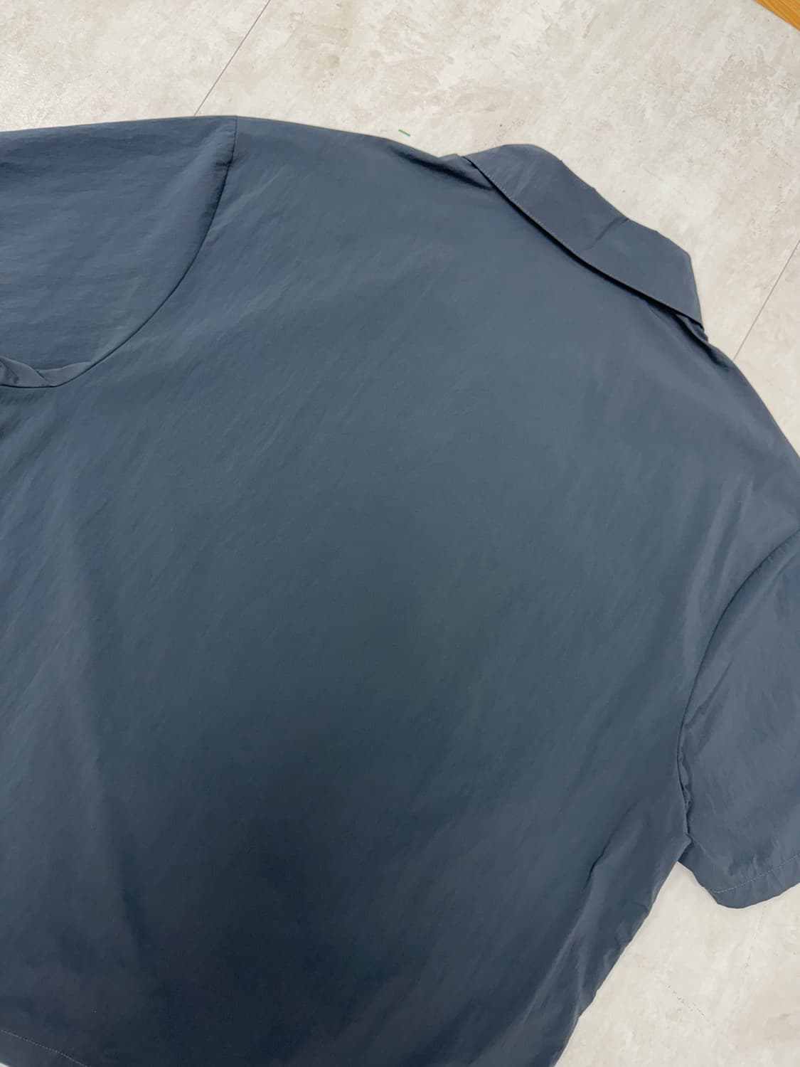 •컬럼비아 차콜 나이론 반팔셔츠  상품이미지6