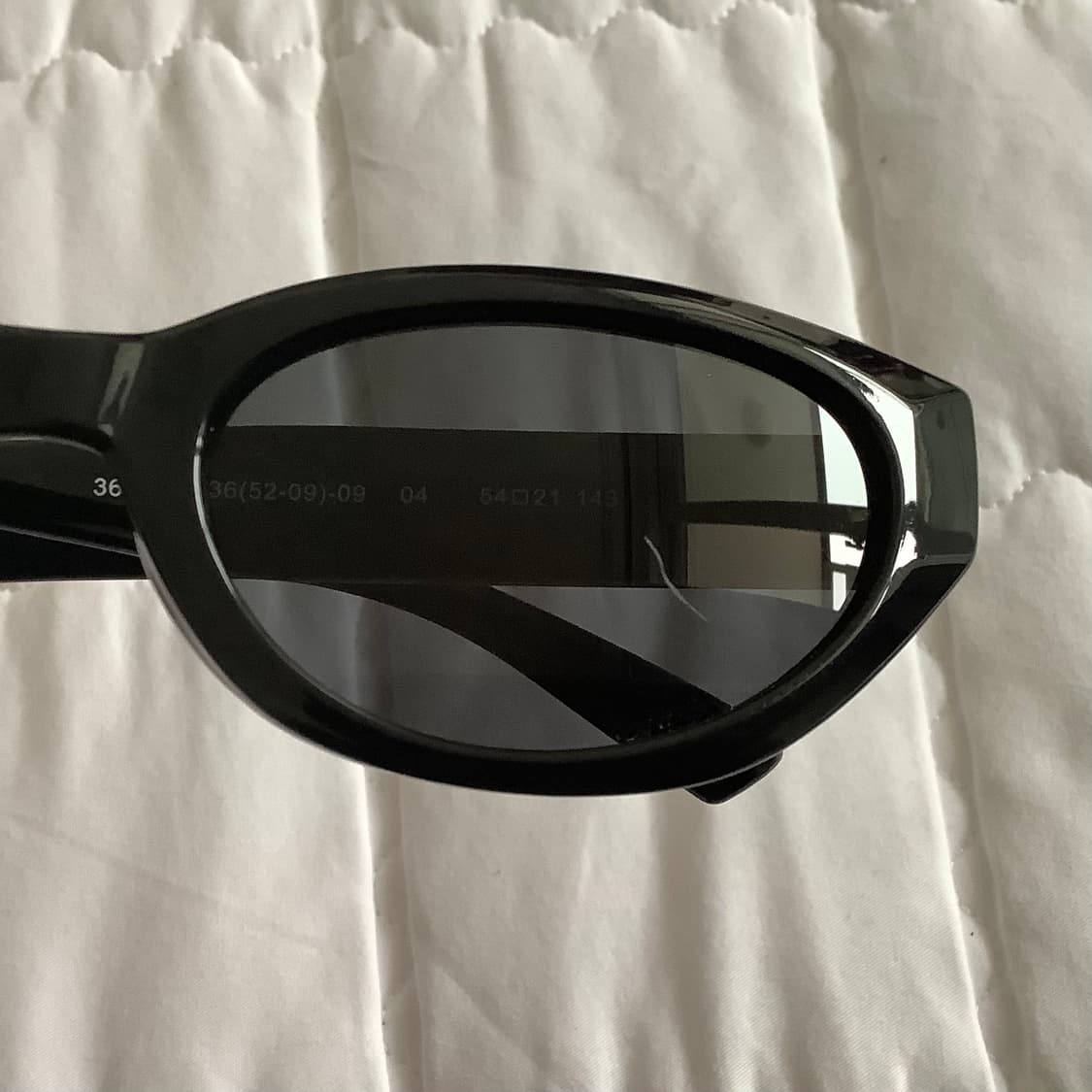 유니클로 내로우프레임 선글라스 상품이미지4