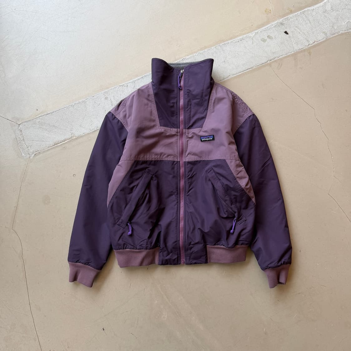 파타고니아 신칠라 쉘드 봄버 자켓 상품이미지2