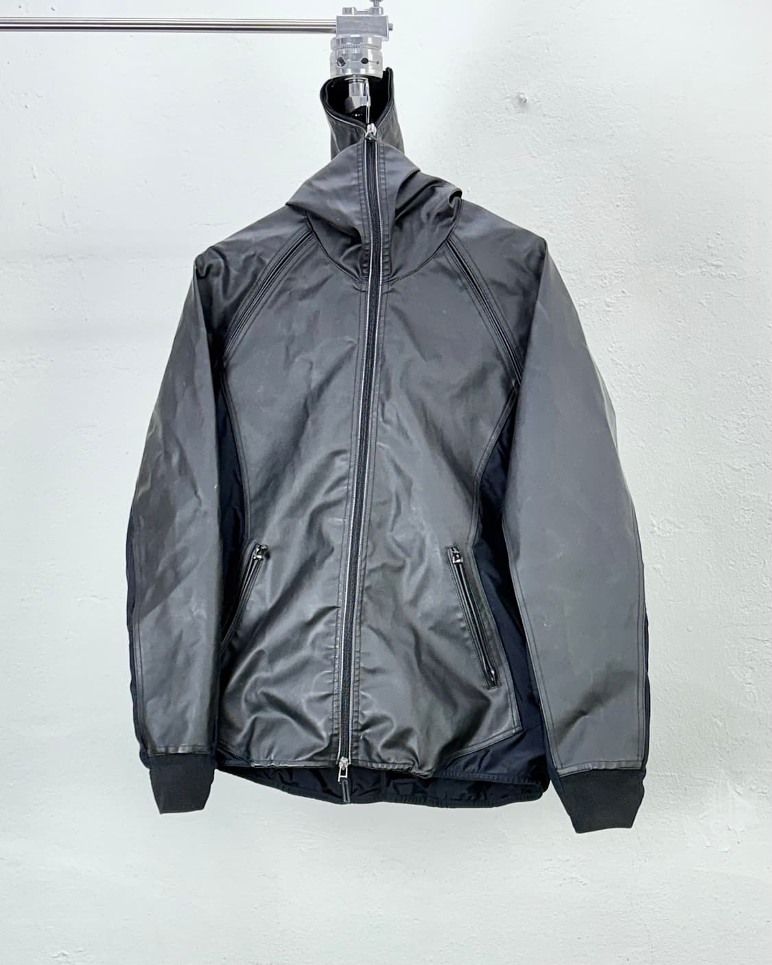 골든구스 블랙 리나일론 메쉬 테크니컬 풀 오버 레인 자켓 상품이미지2