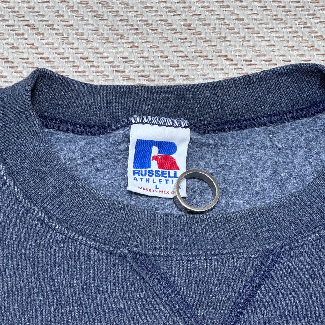 (L) 00s 빈티지 러셀 애슬레틱 네이비, 그레이 맨투맨 상품이미지2