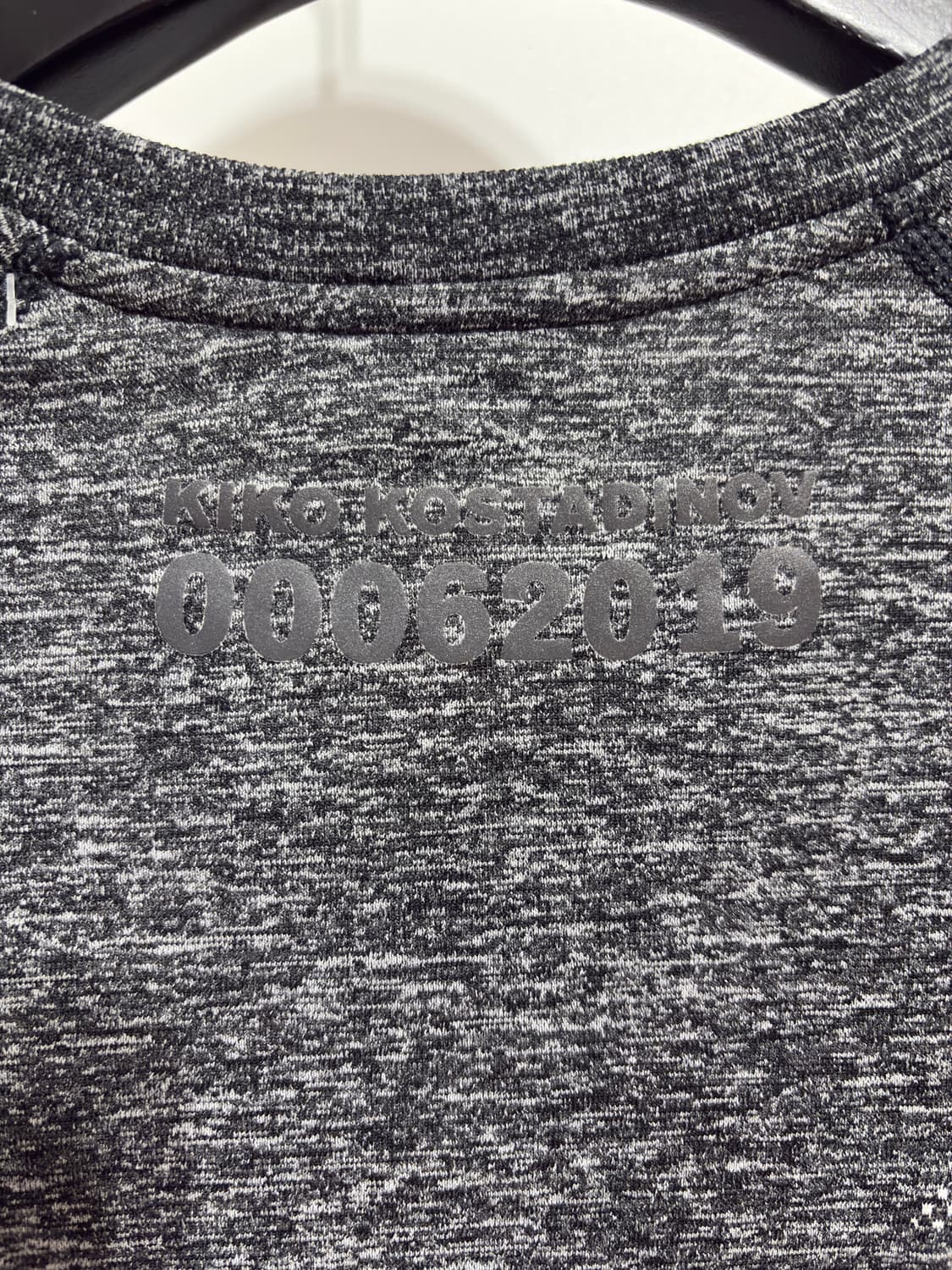 아식스 X 키코 코스타디노브 / 심리스 탑 블랙 / M 상품이미지5