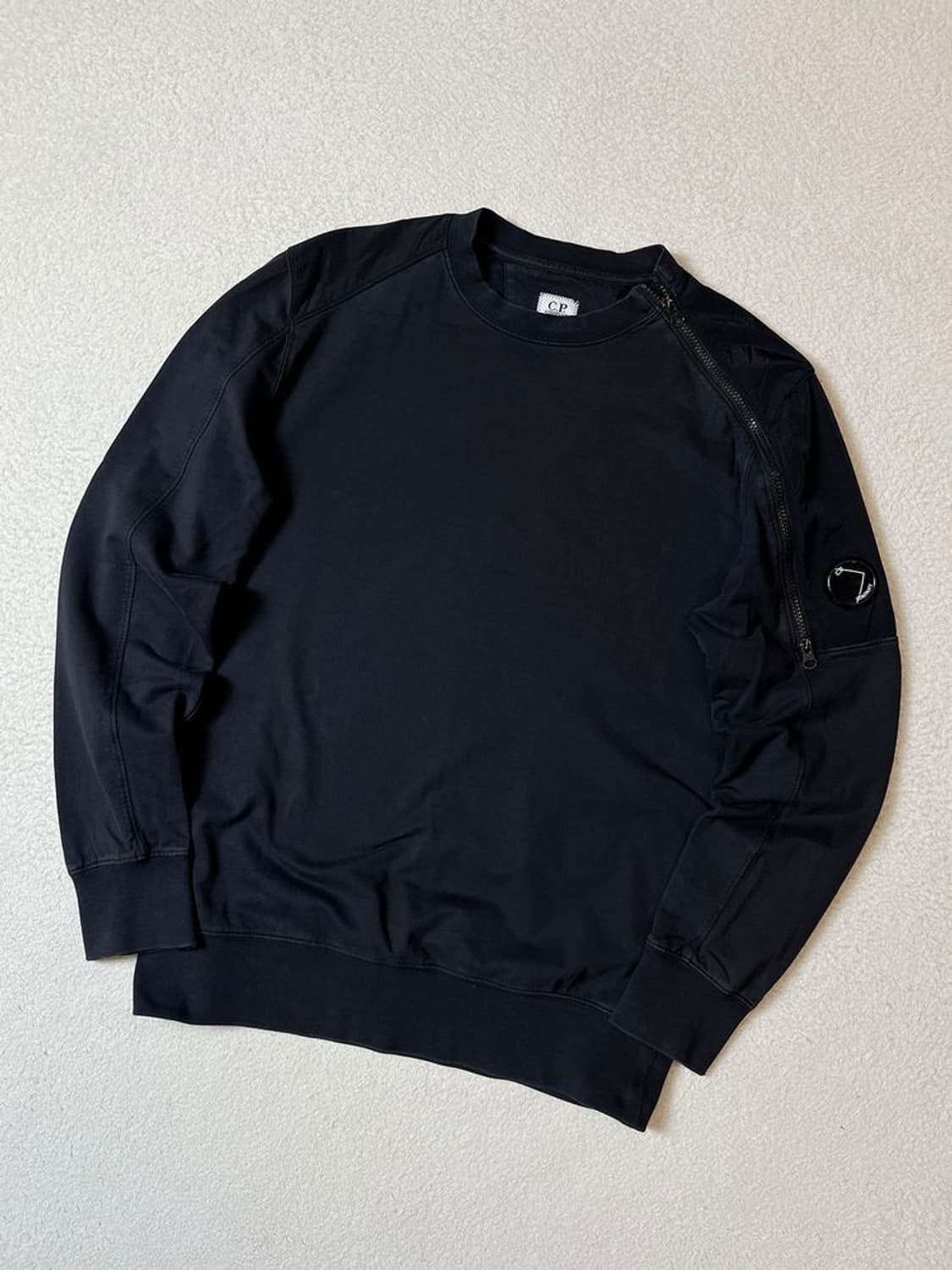 CP컴퍼니 사이드 렌즈 해체주의 맨투맨 PN7101 상품이미지1