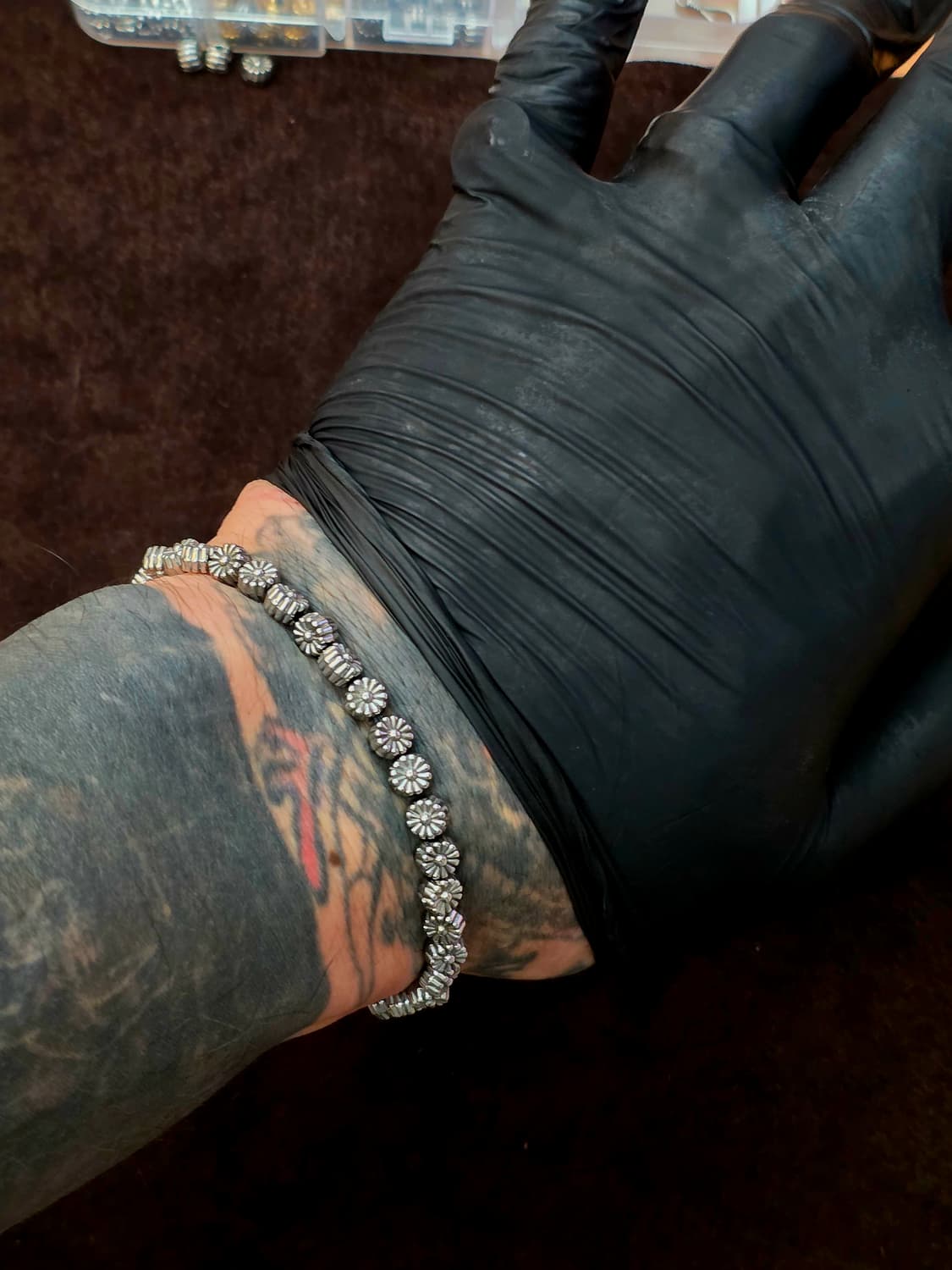 써지컬 데이지 Flower 🌼 Bracelet — 2 Styles 상품이미지4