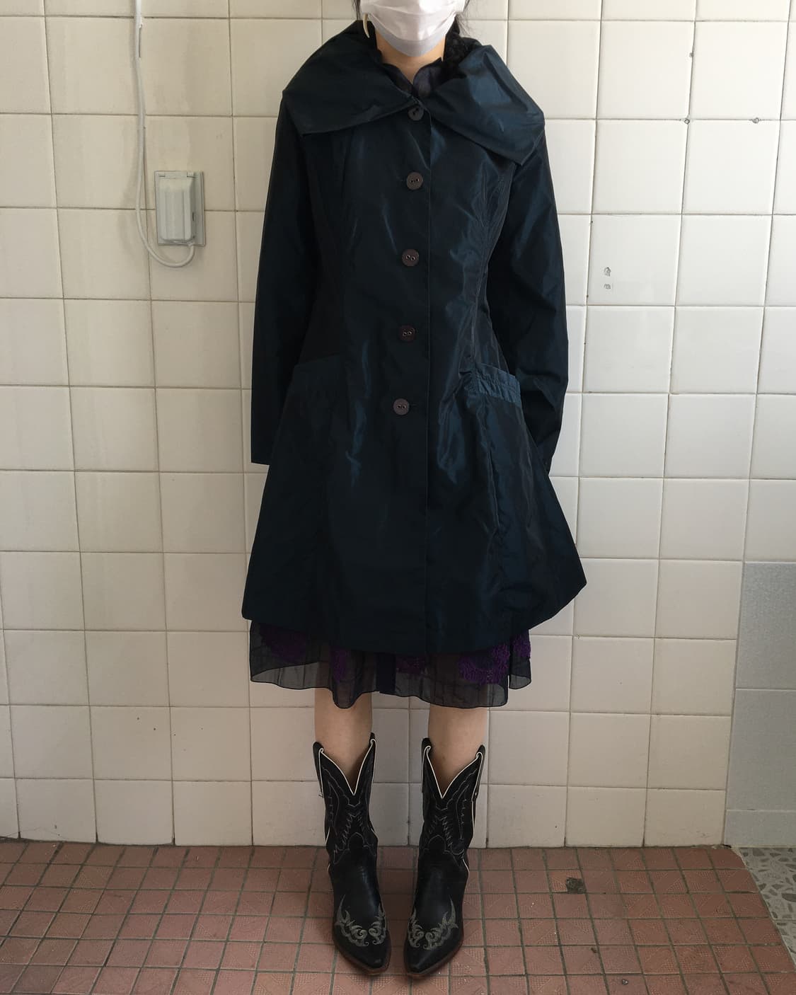 thick neck line point tied glossy jacket 상품이미지1