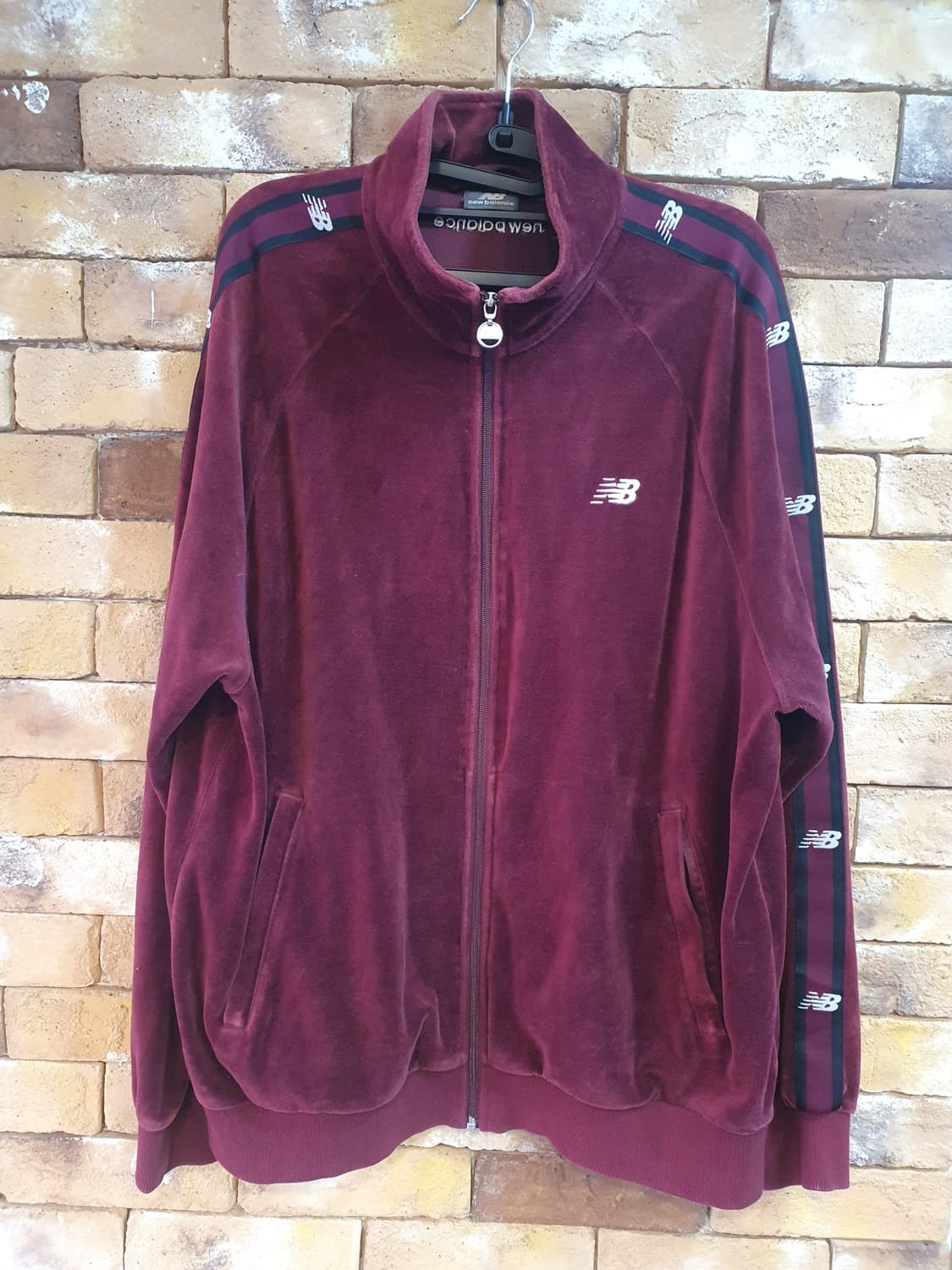 뉴발란스 벨벳 트랙 자켓 버건디 105 상품이미지1